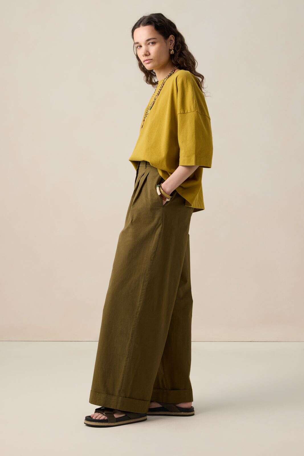 Donkergroene mid waist poplin broek