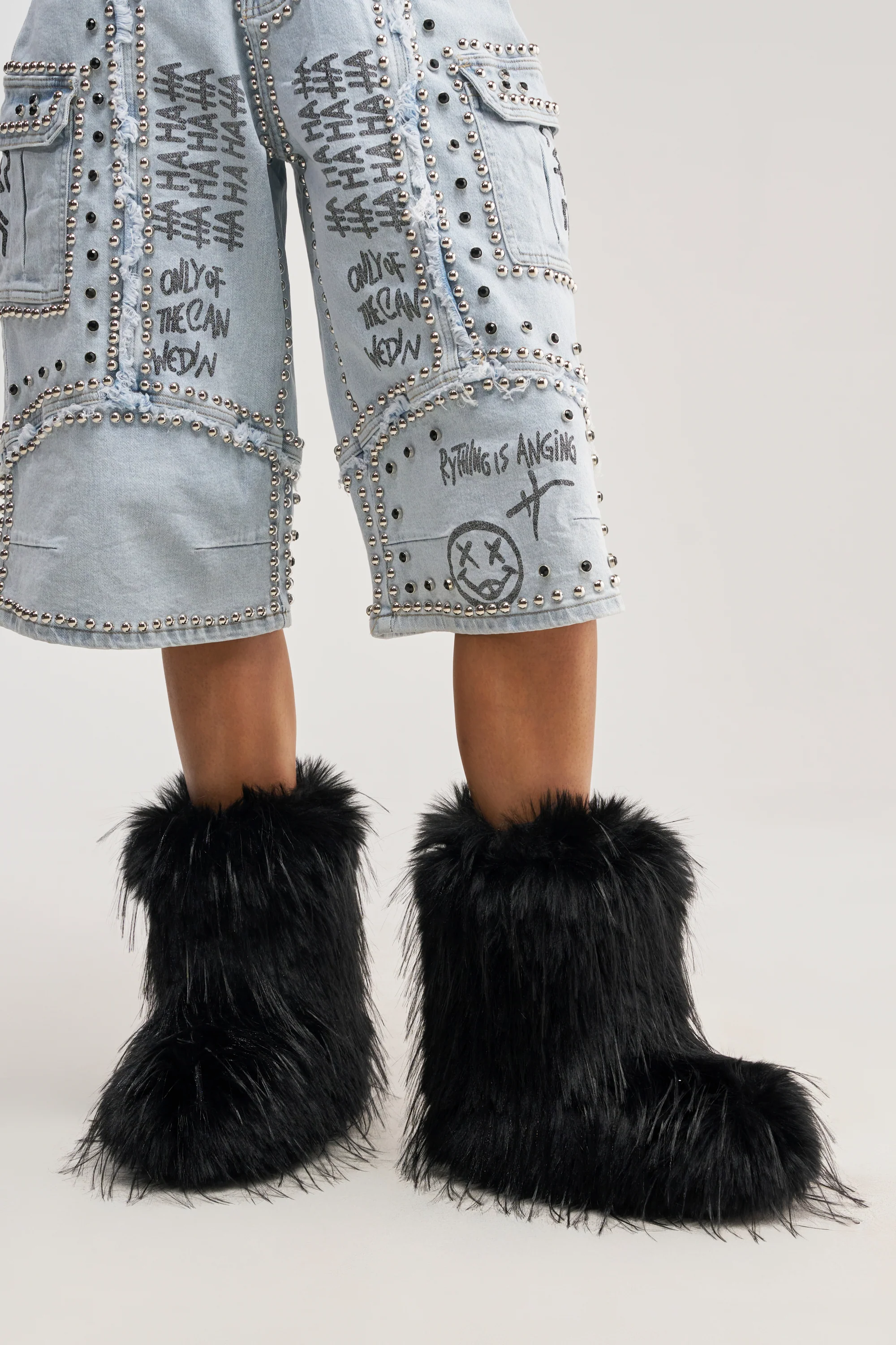 AZALEA WANG LENIX BLACK FLAT FUR BOOTIE - Akira Store