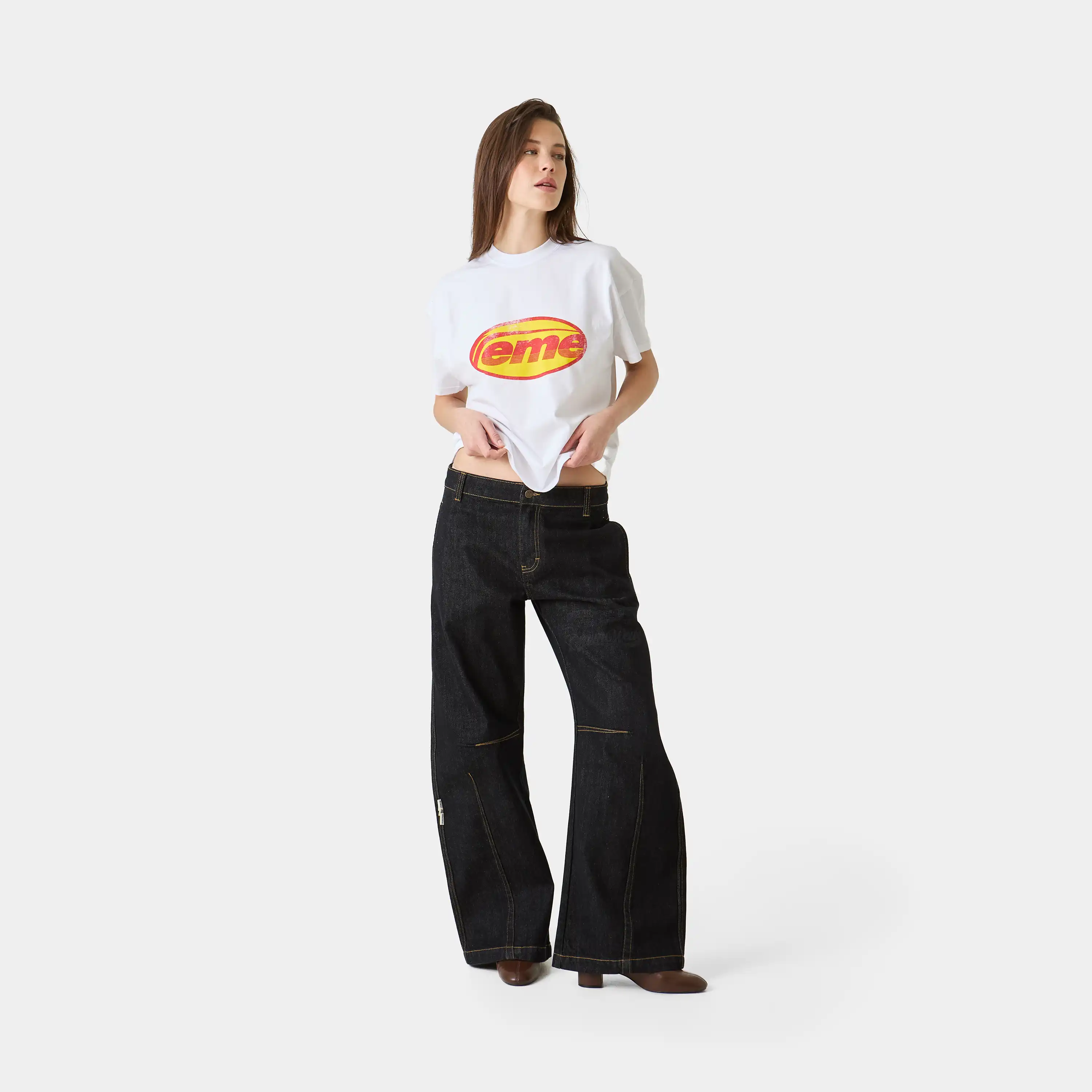 Oval Pearl Oversized Tee