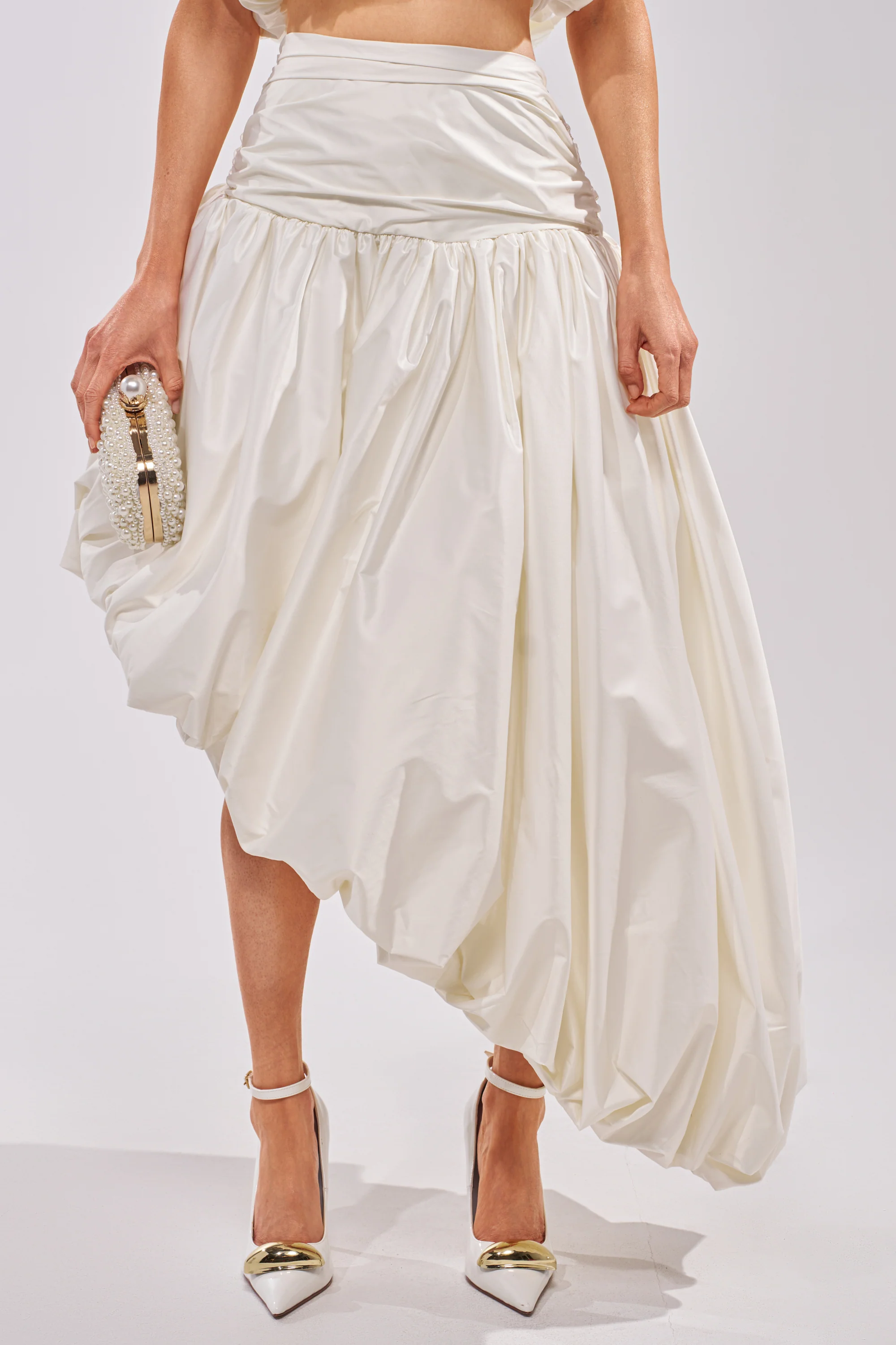 HEAD IN THE CLOUDS HIGH LOW SKIRT - Akira Store