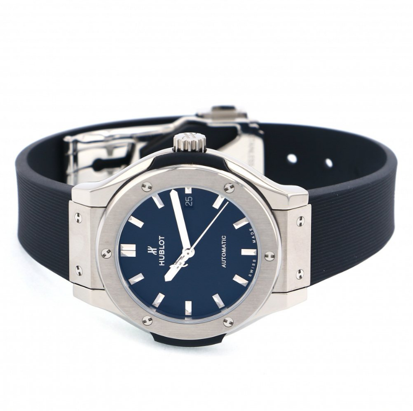 ウブロ HUBLOT クラシックフュージョン チタニウム 582.NX.1170.RX