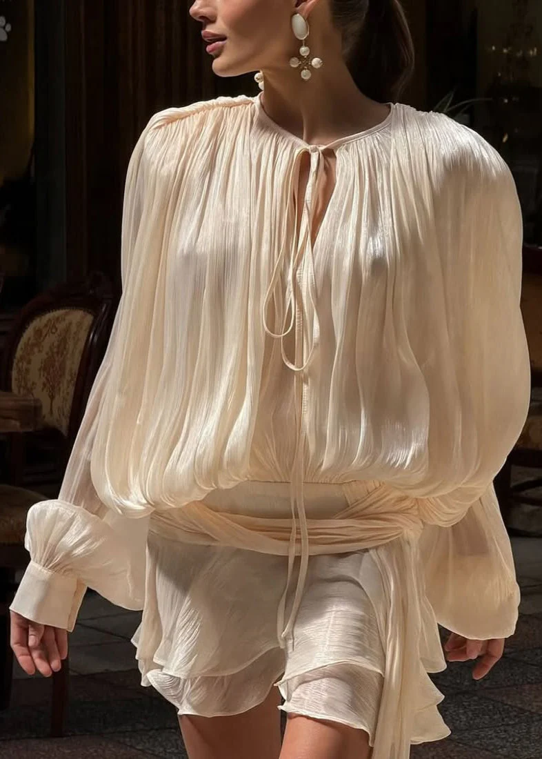Robe mi-longue en satin champagne Estelle