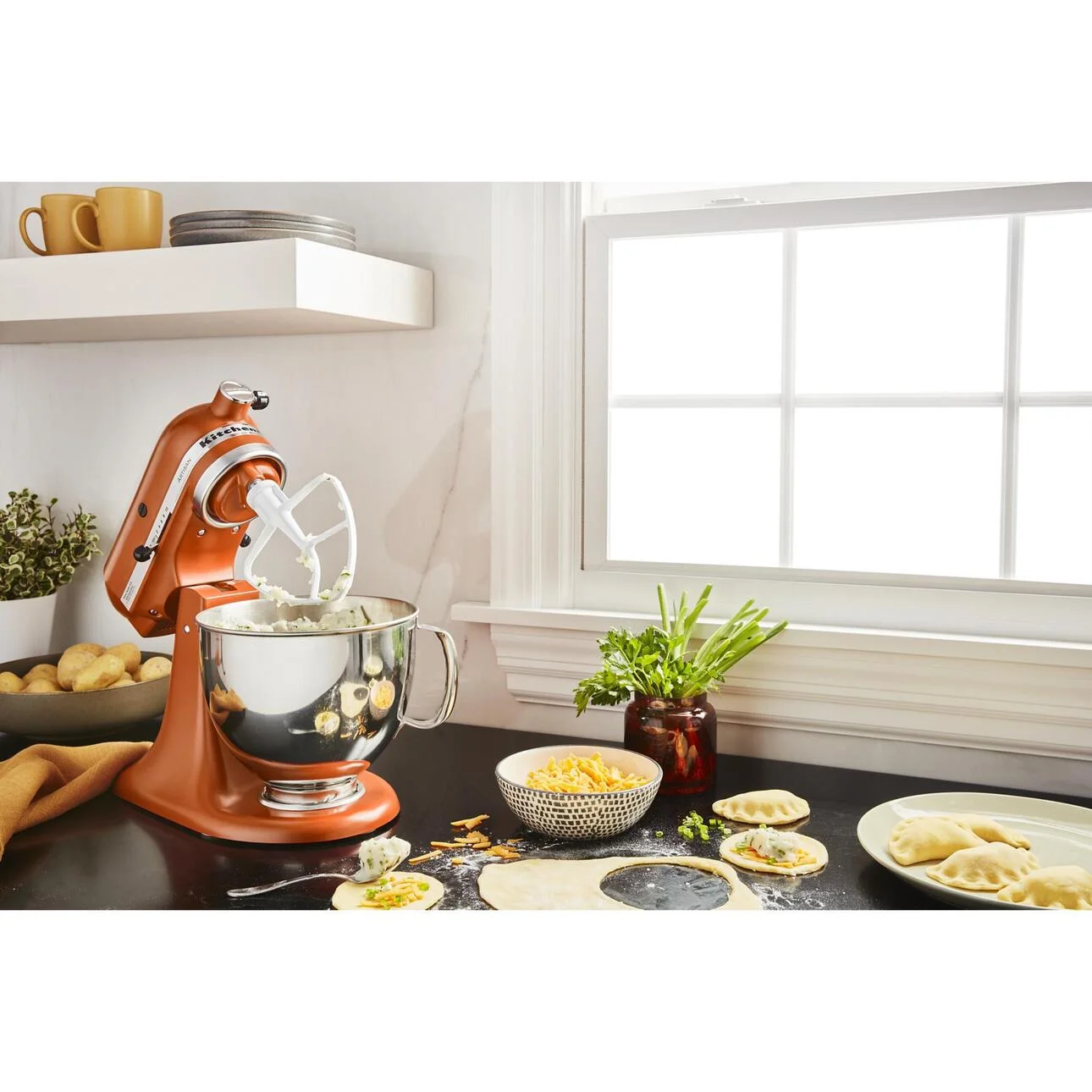 Artisan Series 5-Quart Tilt-Head Stand Mixer KSM150PS - Image 6