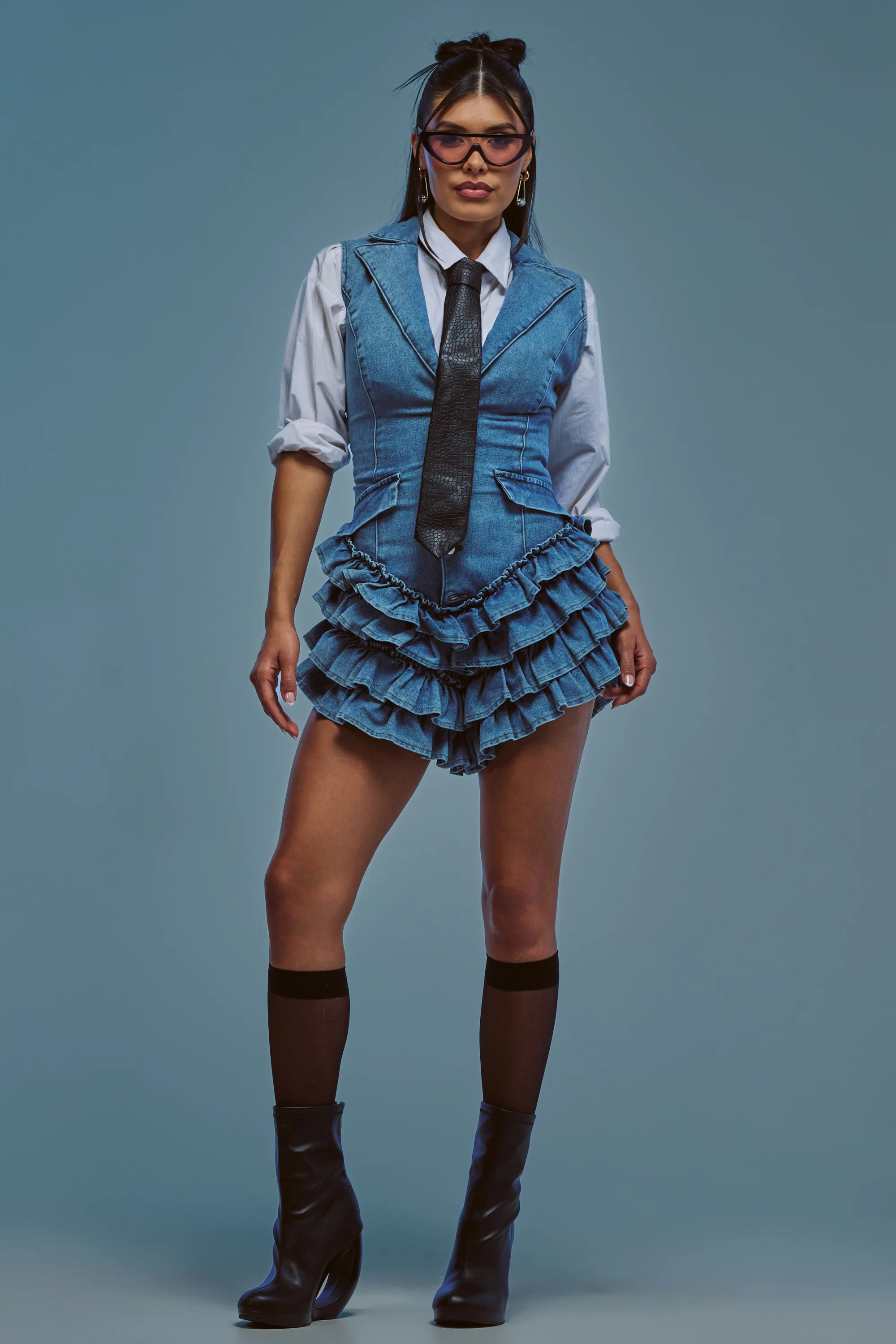 STRICTLY BUSINESS SLEEVELESS ROMPER IN DENIM - Akira Store