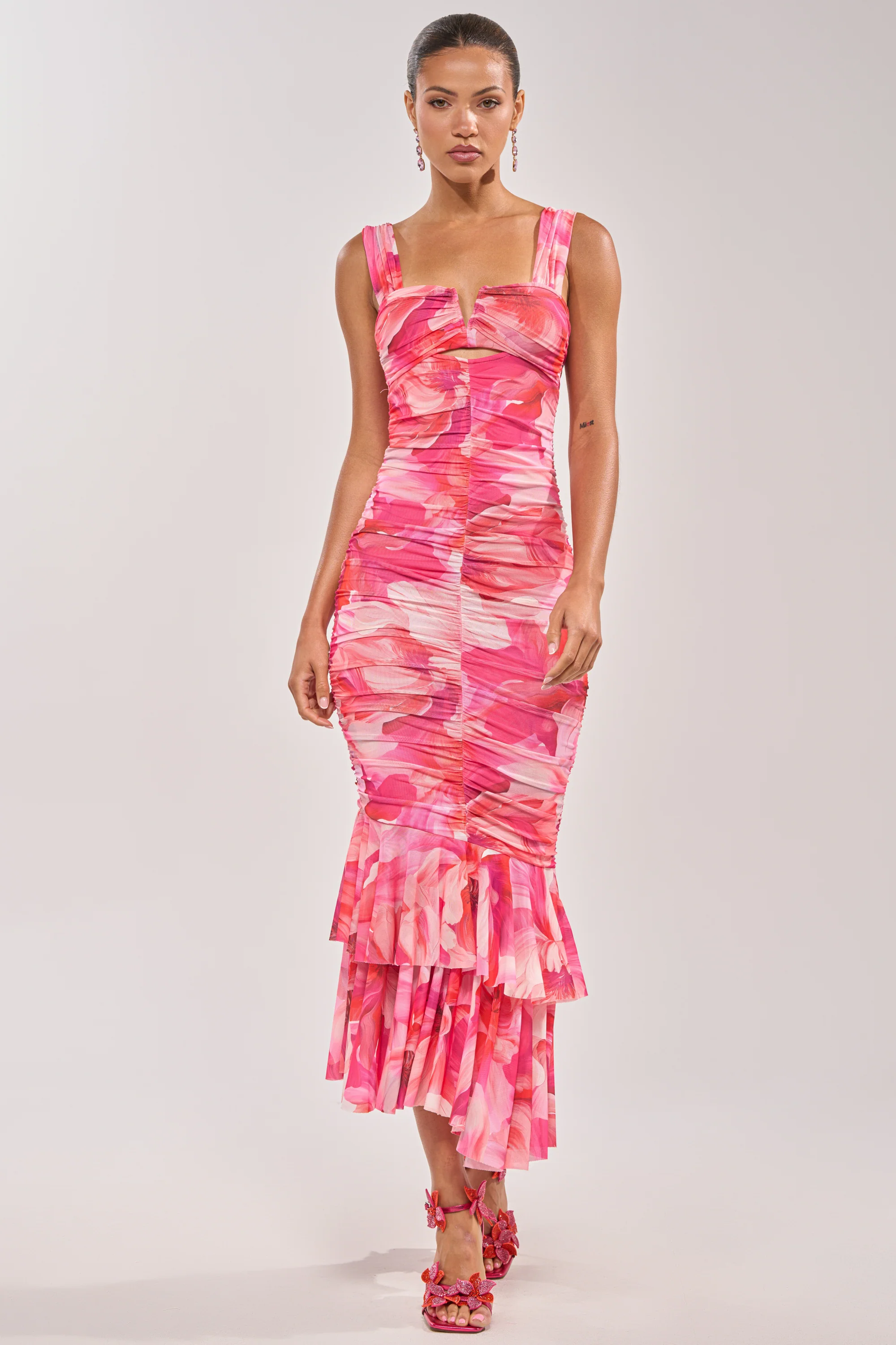BODY LANGUAGE MESH MAXI DRESS IN PINK - Akira Store