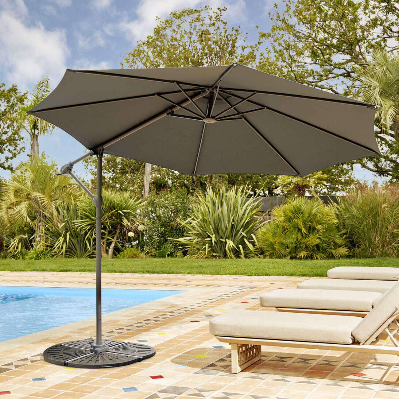 Parasol déporté rond Noa toile orientable gris UPF50+ Ø300xH235cm