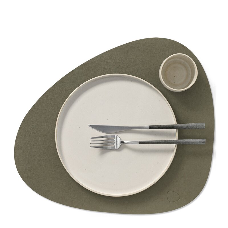 Nupo Curve bordbrikke 37x44 cm militærgrønn
