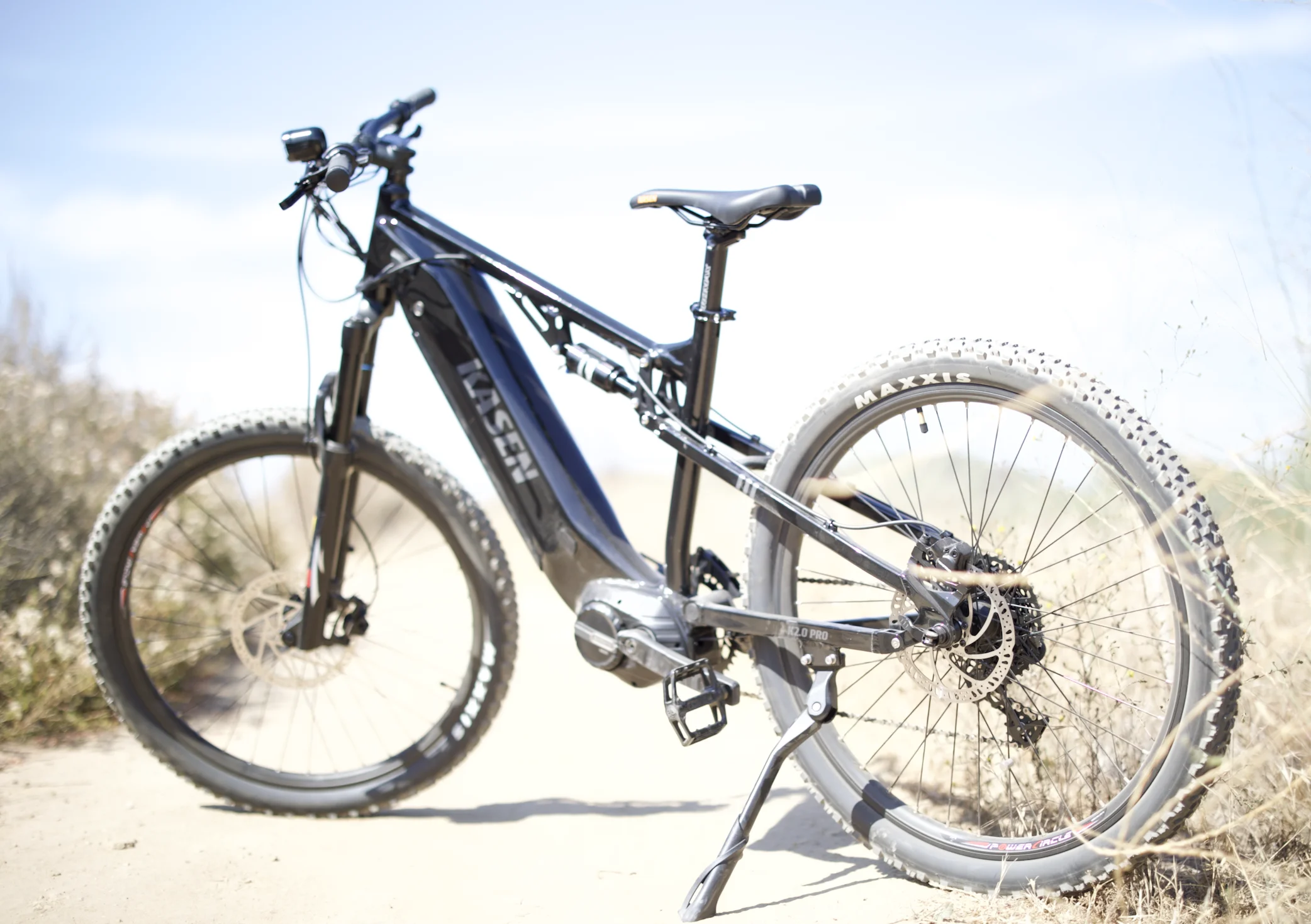 Electric Mountain Bike Mid-driven 500w 48v 15ah Full Suspension Throttle and Pedal Assist(Black) - Image 7