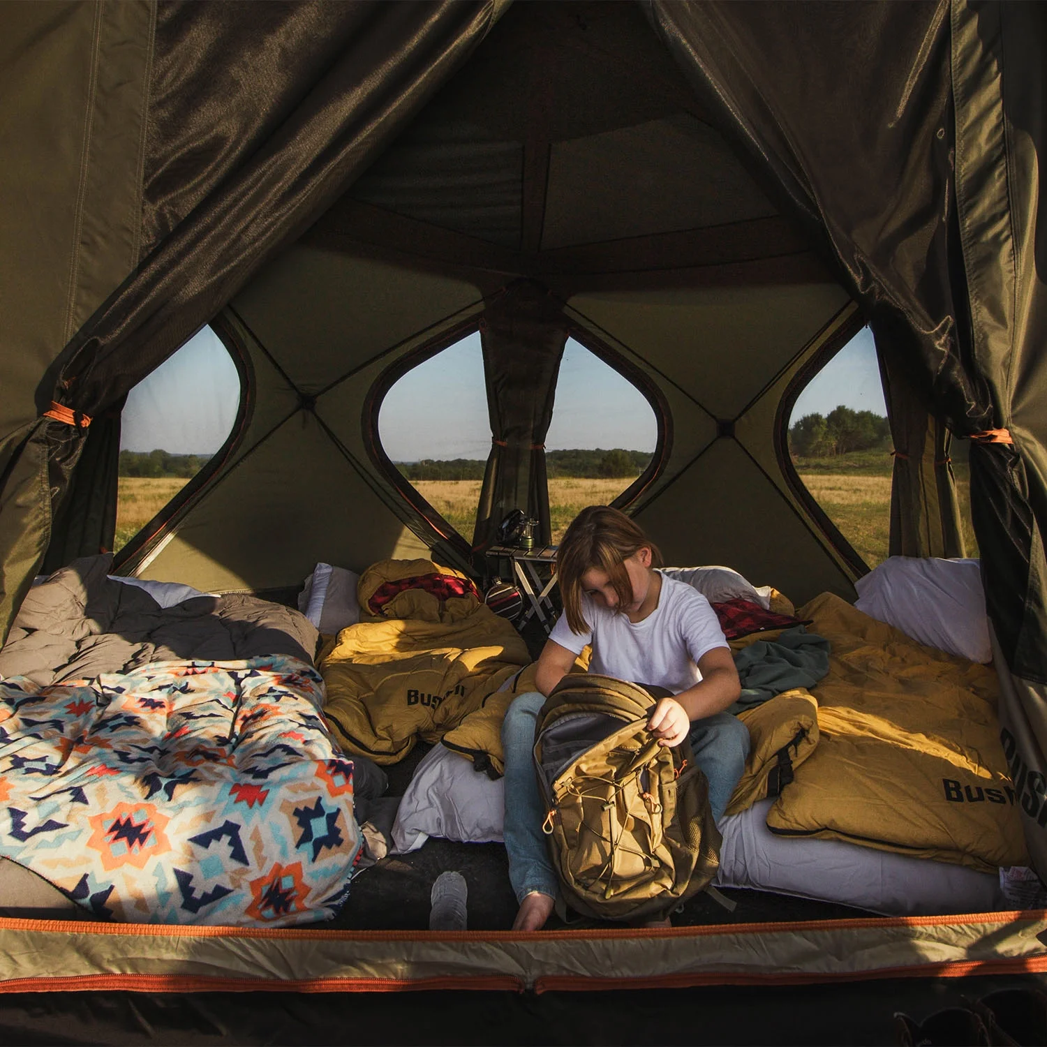 Bushnell 6P Pop - up Hub Tent