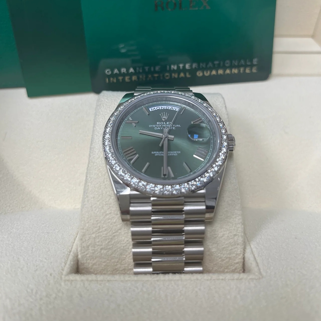 [Super Clone]RLX  Day-Date 40mm 228349RBR-0030 Olive Green Dial President Bracelet