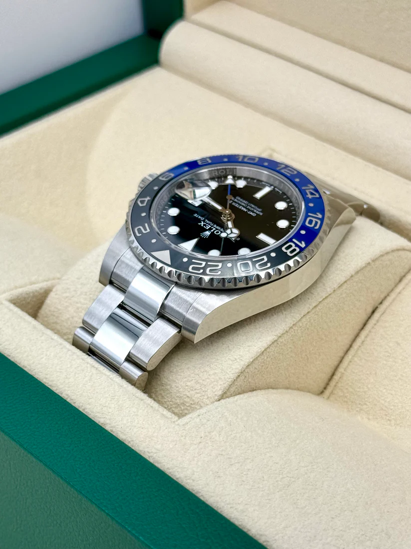 [Super Clone]RLX GMT-Master II 40 Watch - Black and Blue Batman Bezel - Black Dial - Oyster Bracelet | Ref m126710blnr-0003