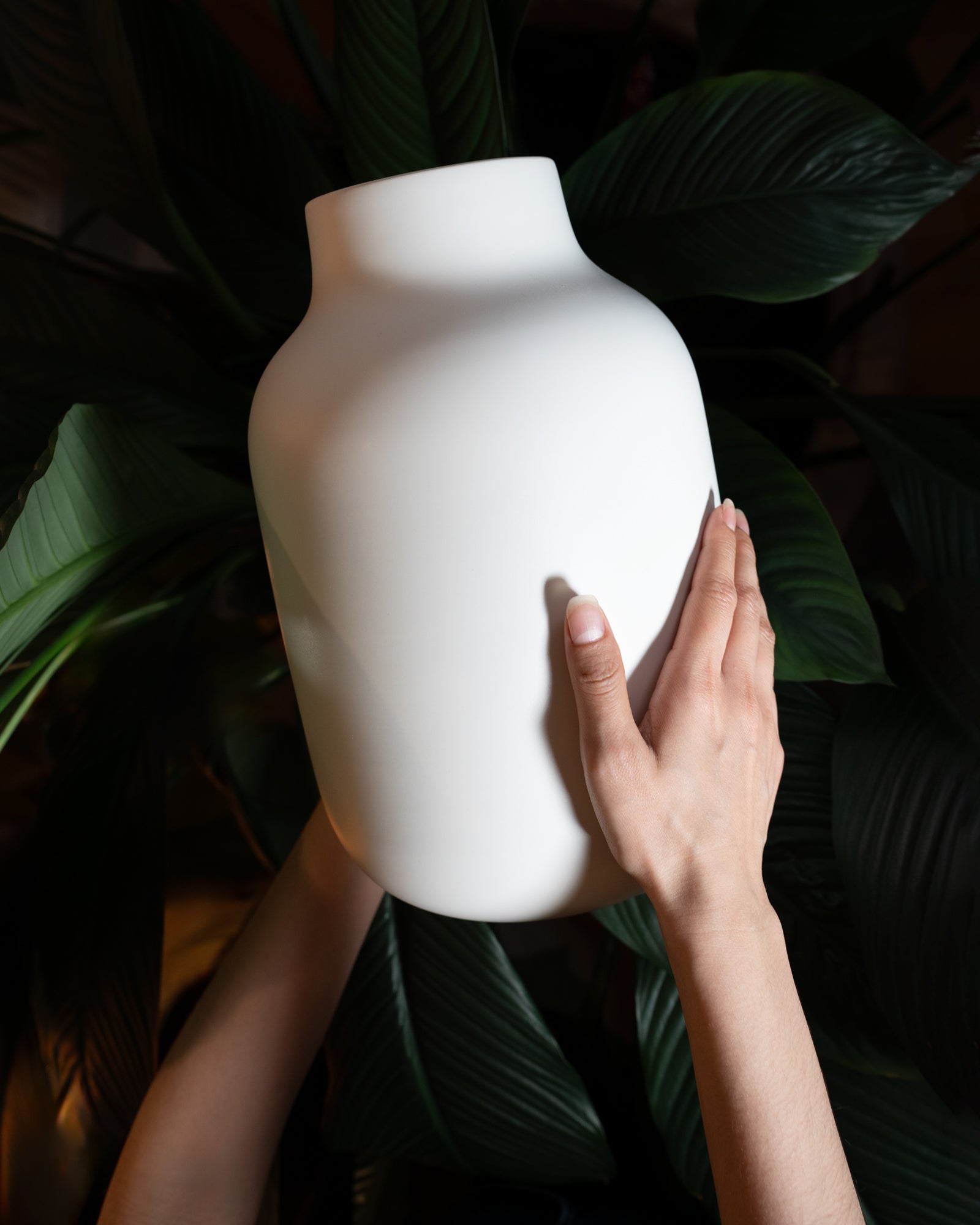NUNO - VASE L MATTE SAND