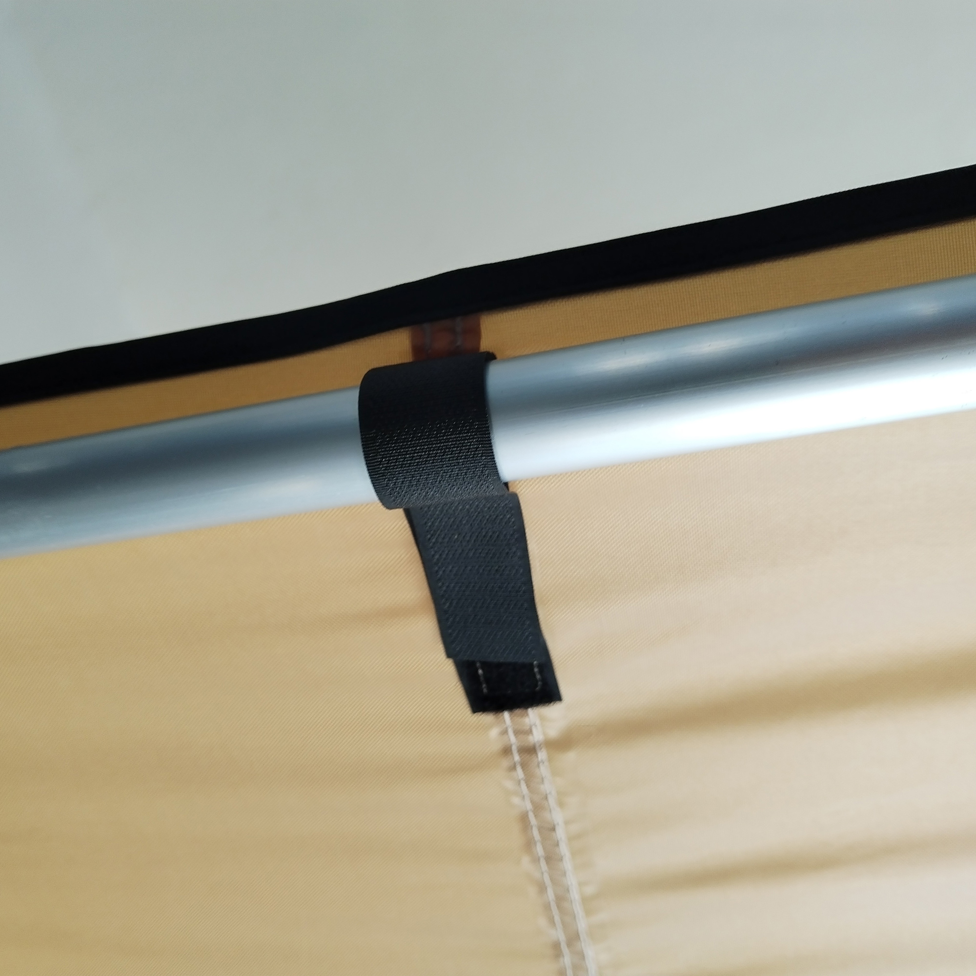 Outsunny Auto Tent Autodaktent Daktent, weerbestendig, 160 x 250 x 125-225 cm, Khaki