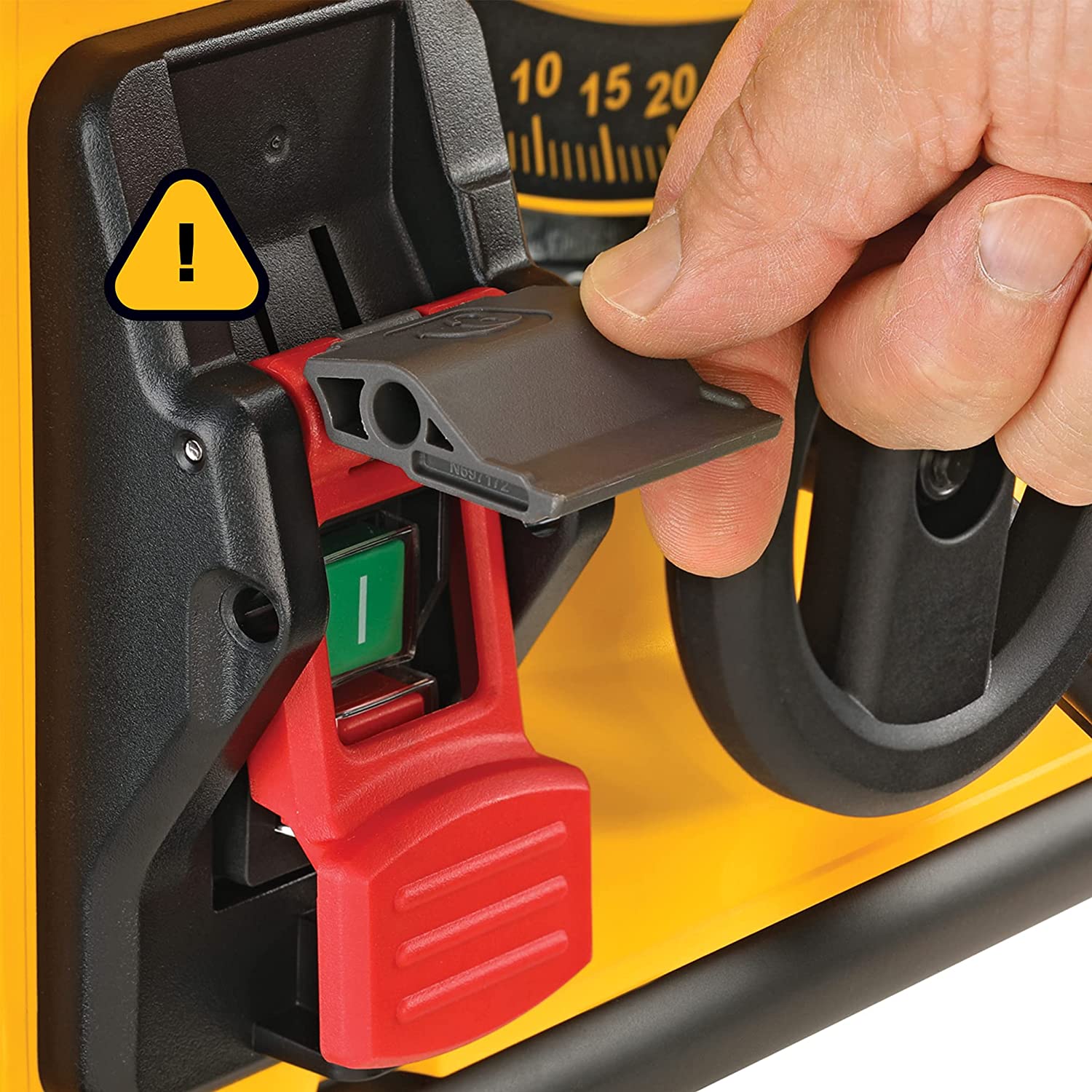 Scie circulaire de chantier DEWALT, compacte, 8-1/4 pouces (DWE7485)
