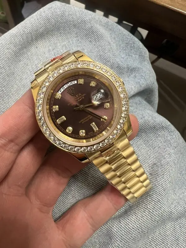 Replica Rolex Day Date Diamond Bezel Yellow Gold 40MM Watch N2025442