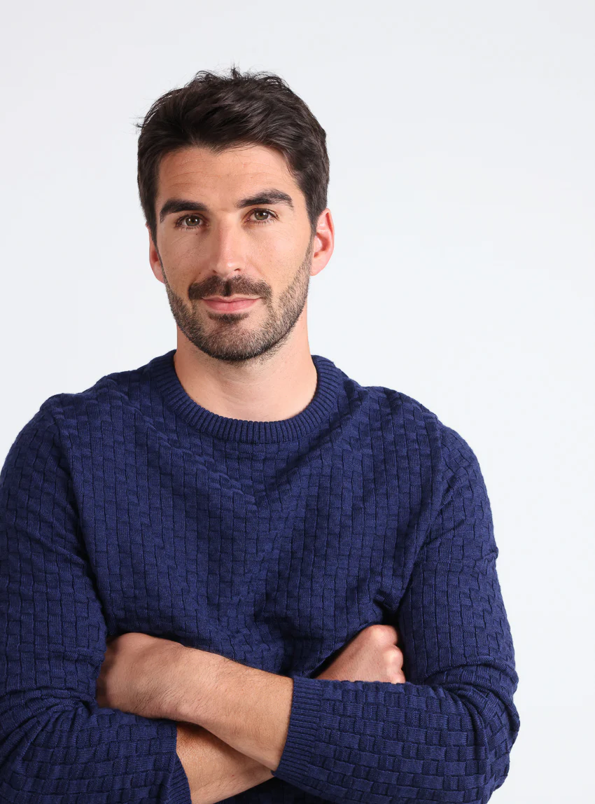Pull homme damier en laine bleu amiral