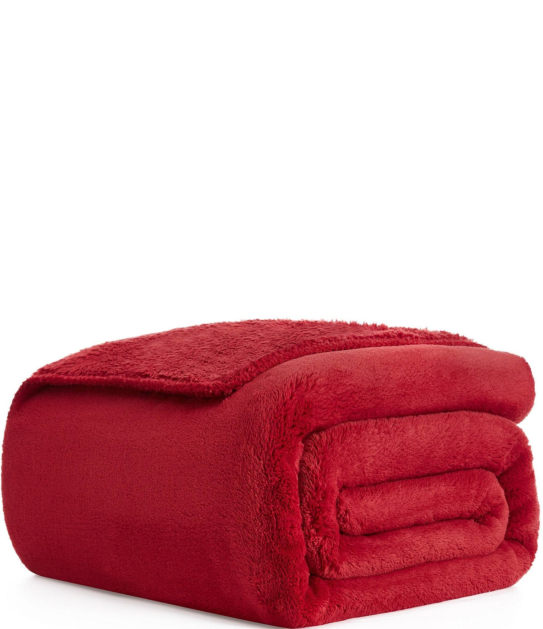 Ugg Whitecap Plush Throw Blanket - Chili Pepper