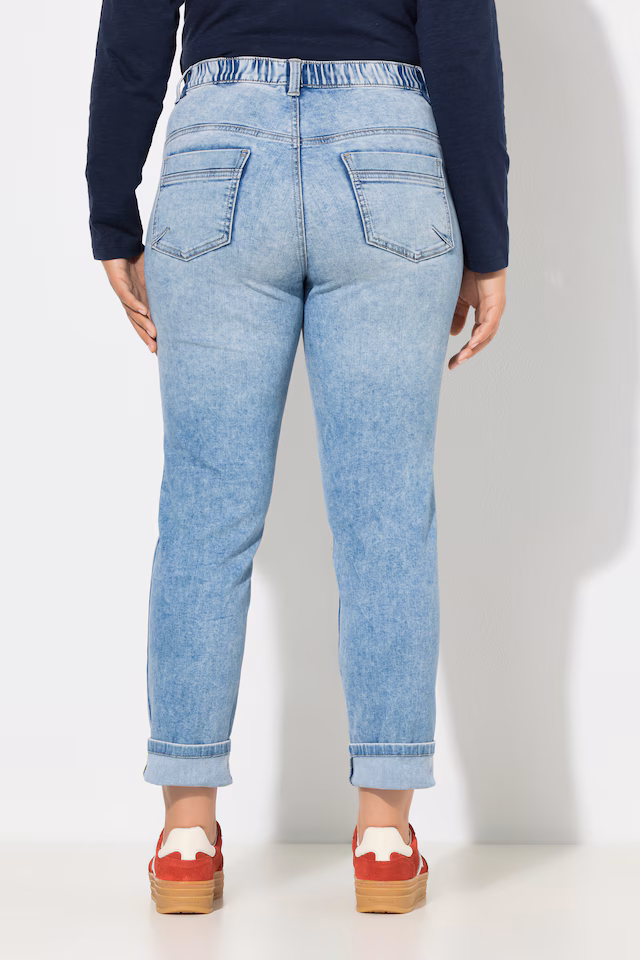 Slim Leg Jeans