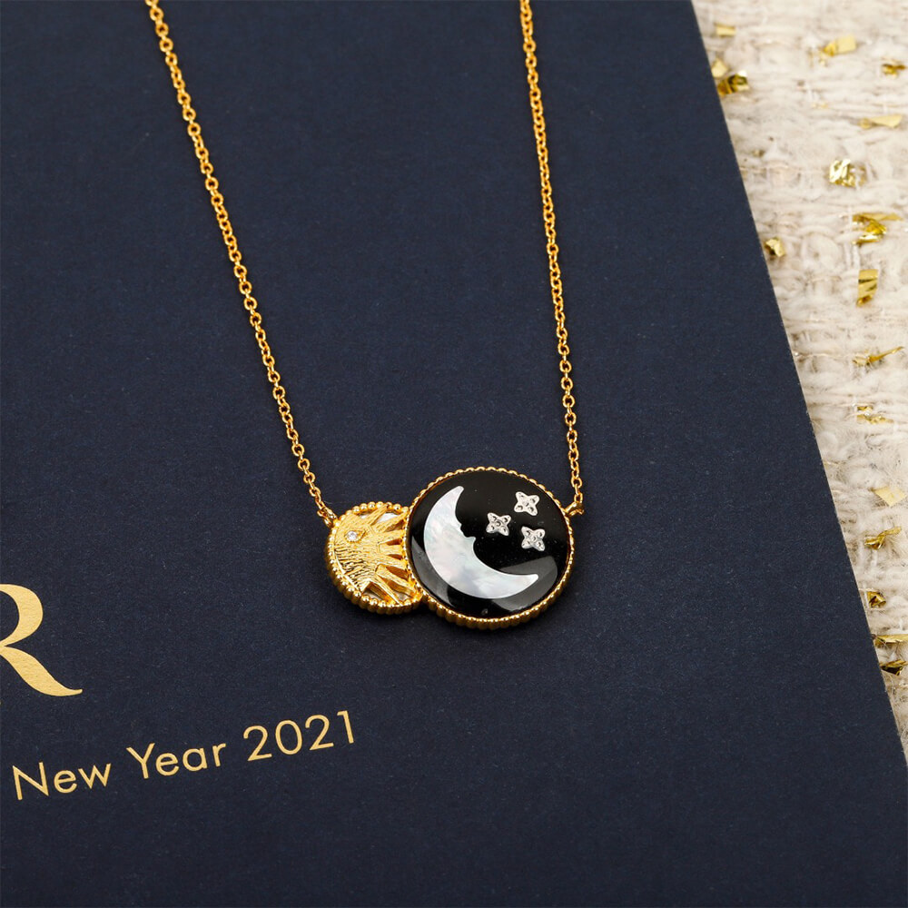 DIOR necklace