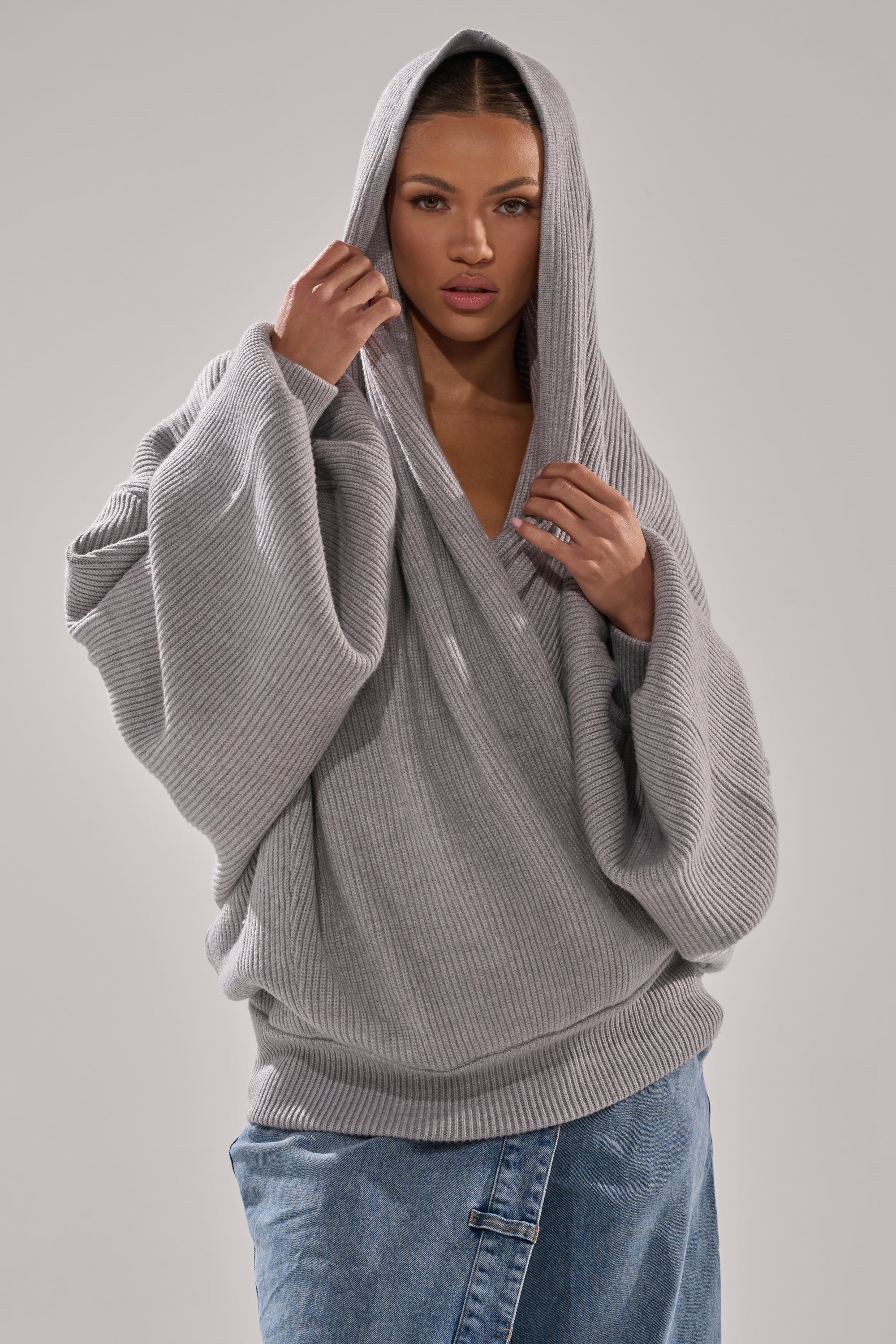 CRAZY FOR YOU CROSS FRONT SWEATER - Akira Store