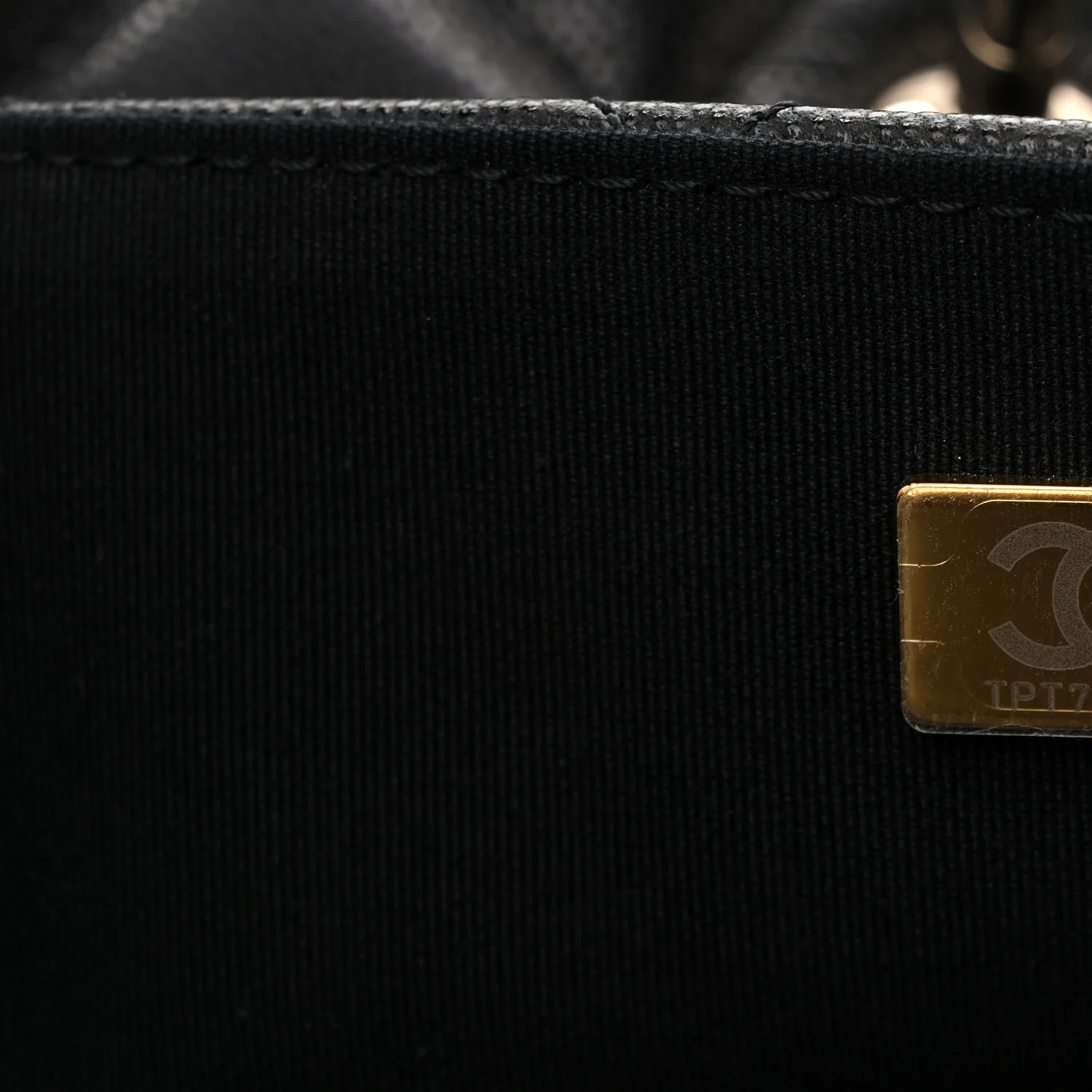 Caviar Quilted XXL Travel Flap Bag Black