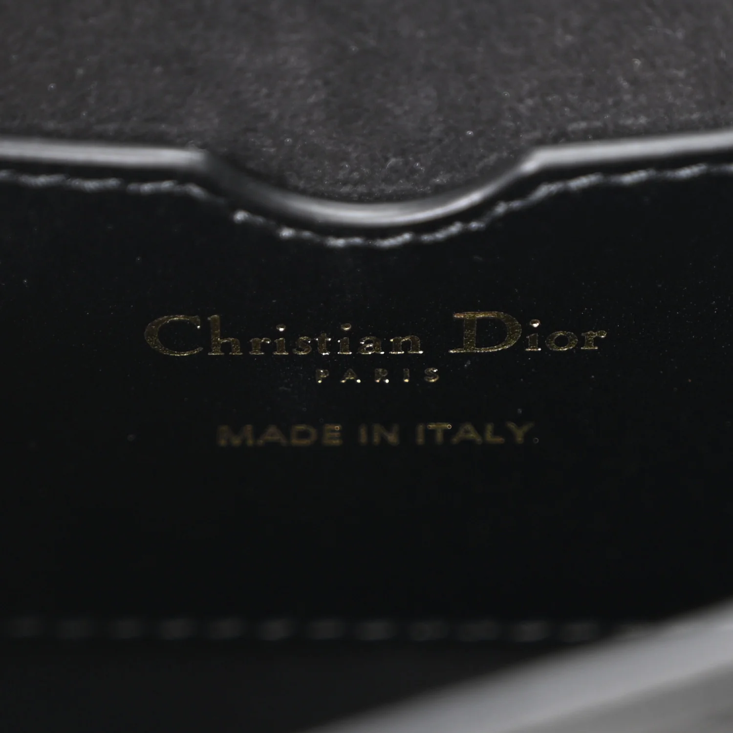 Box Calfskin Medium Bobby Flap Black