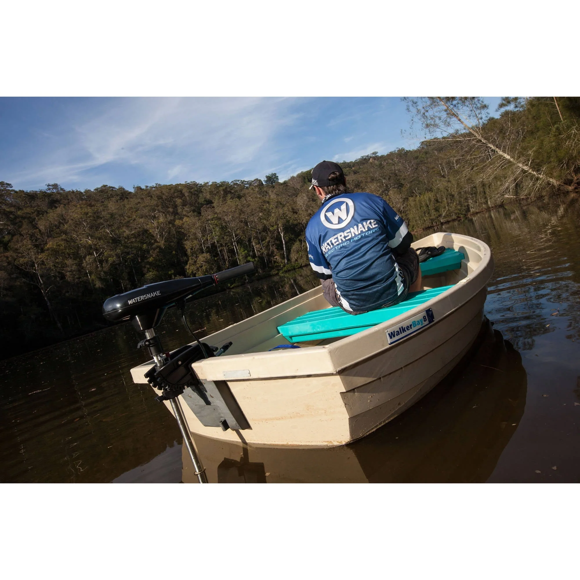 Tracer Transom Mount Trolling Motor 30 lb thrust and 30 in shaft Image 3