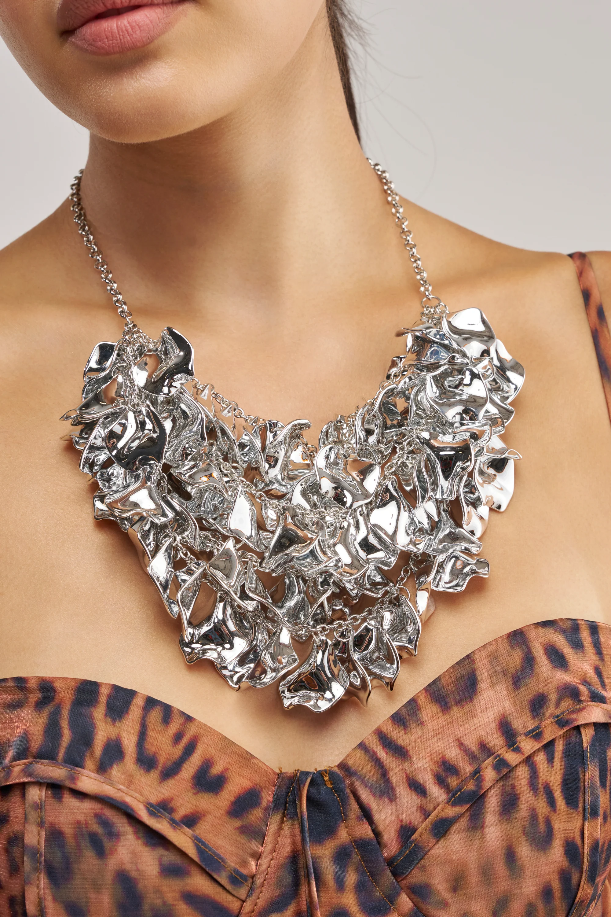 CHECK IT OUT NECKLACE - Akira Store