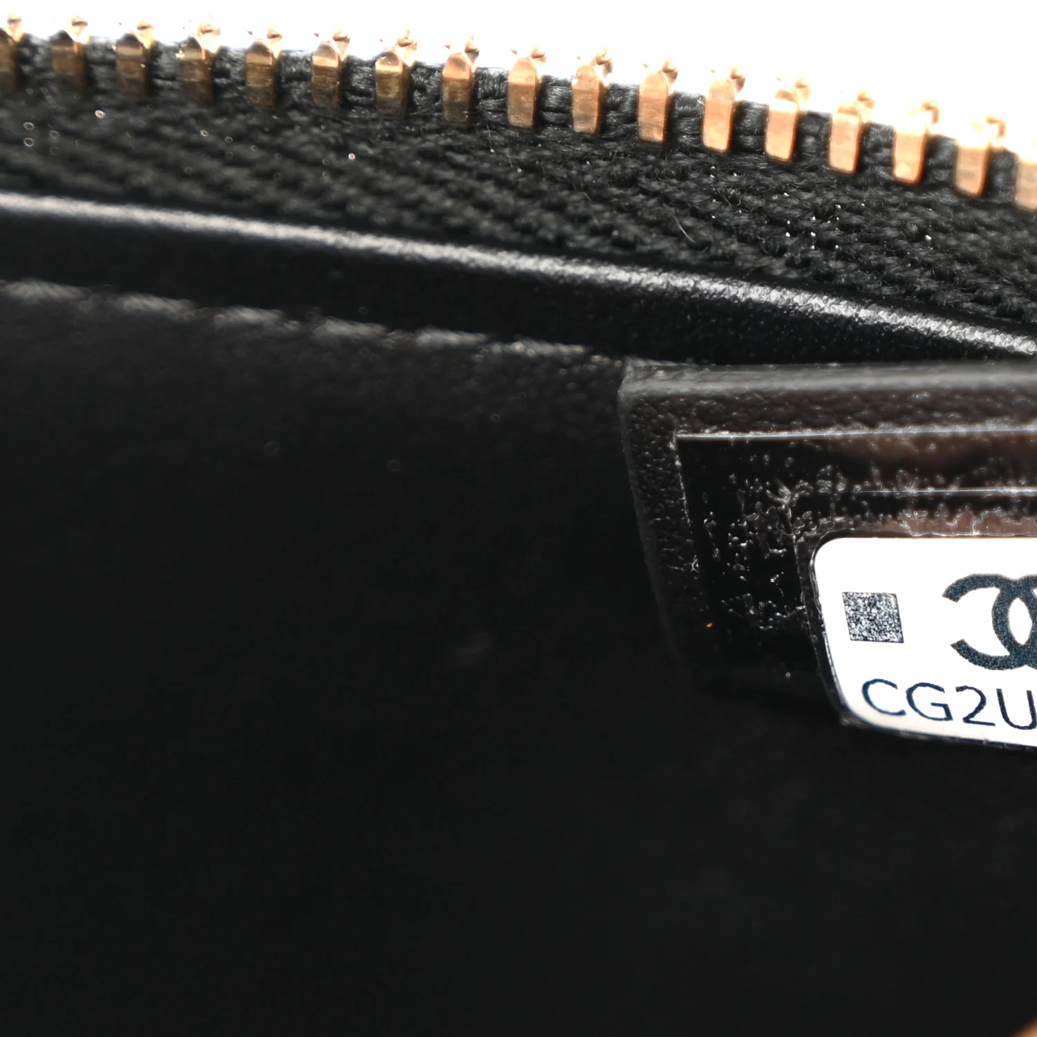 Caviar Quilted Top Handle Slim Vanity With Chain Black