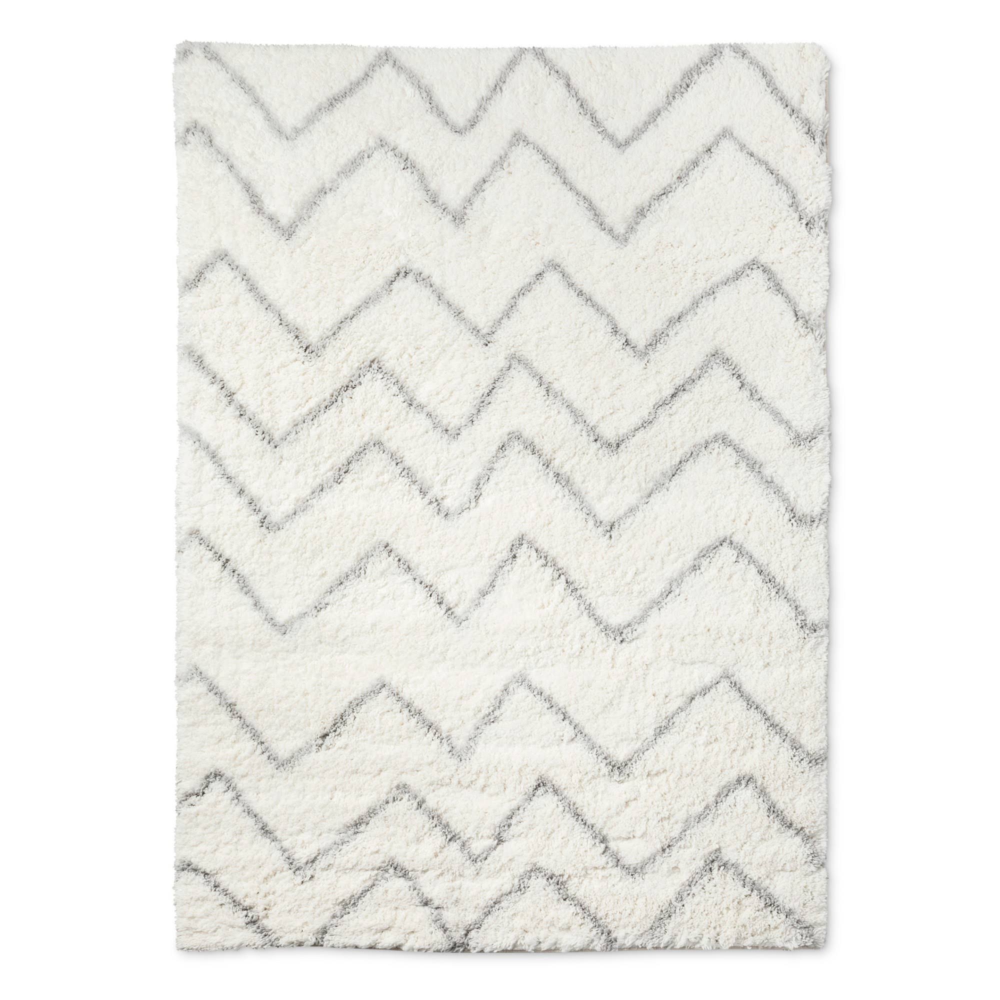 Pillowfort Chevron Rug, Cream