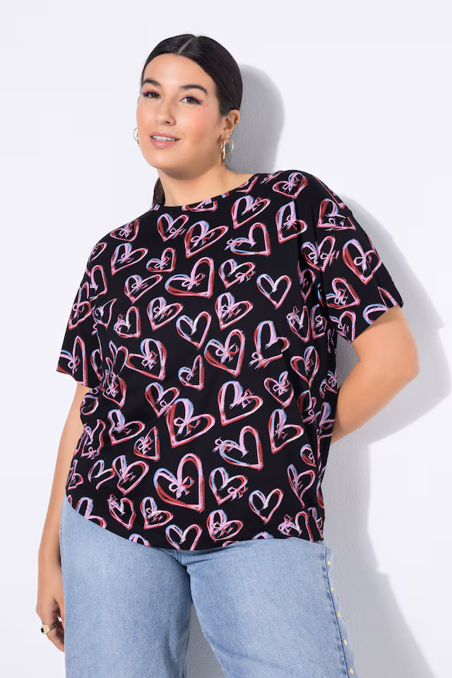 Scribble Heart Short Sleeve Crew Neck Tee