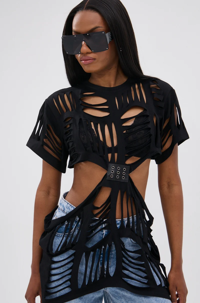 SHREDDED OVERSIZED SHORT SLEEVE TEE - Akira Store