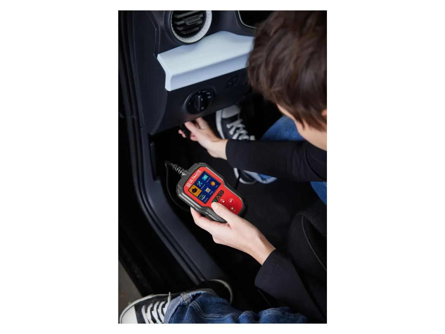 ULTIMATE SPEED Appareil de diagnostic et lecteur de codes pour voiture KFZ OBD2