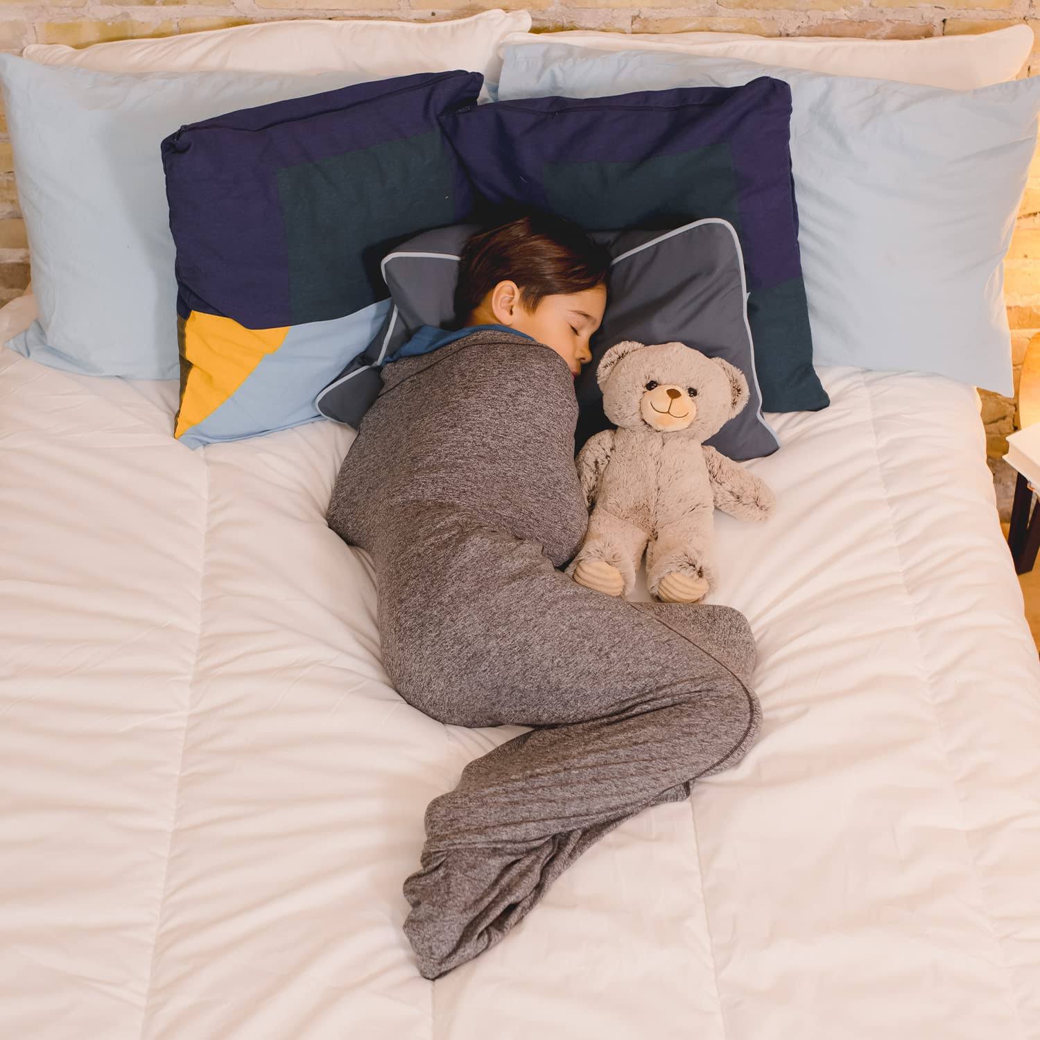 Hug Sleep - Hooded Sleep Pod Move - Wearable Cooling Sensory Compression Blanket - Shark Tank - Machine Washable - Weighted Blanket Alternative -