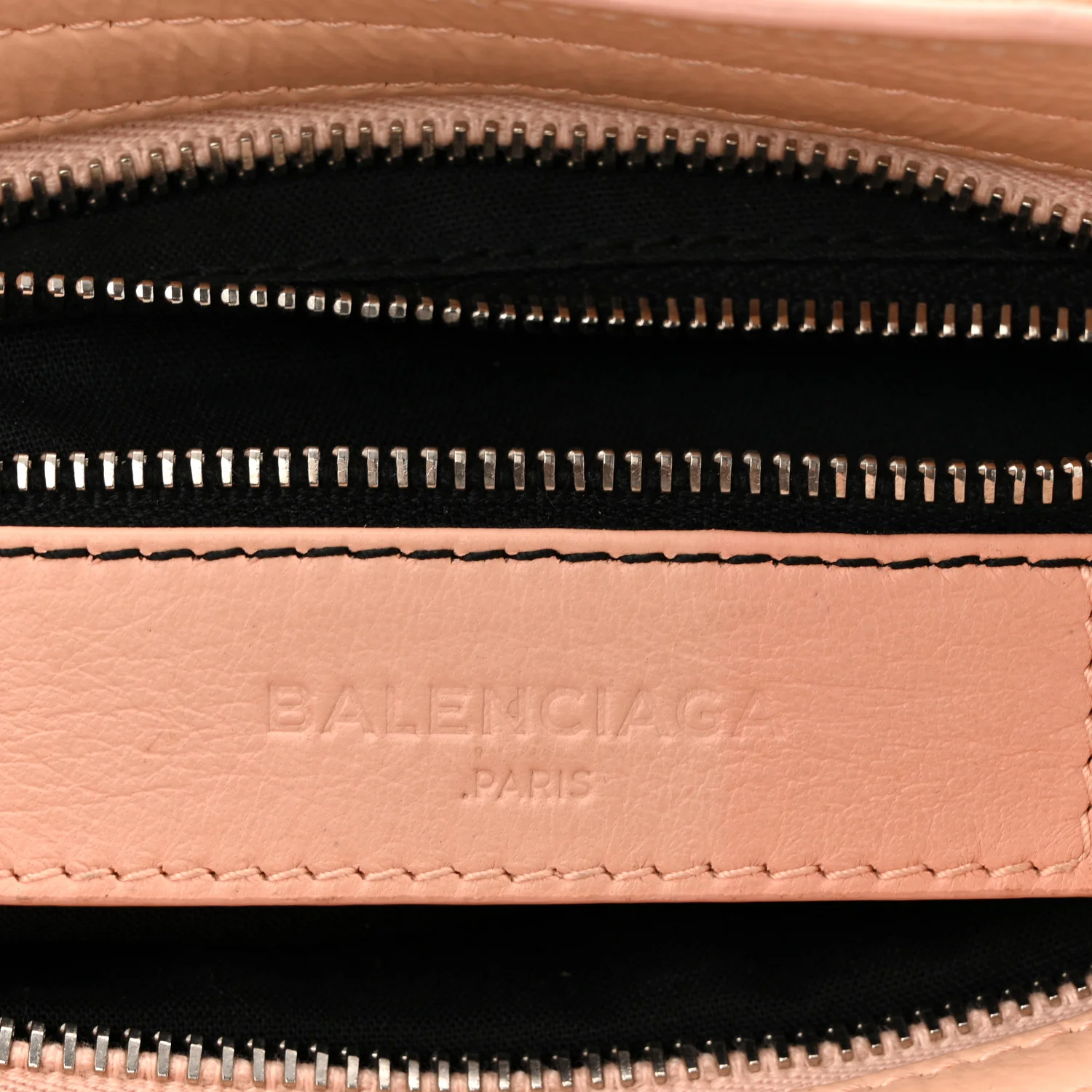 Matte Goatskin Rubber Covered Classic Hardware Mini City Rose Poudre