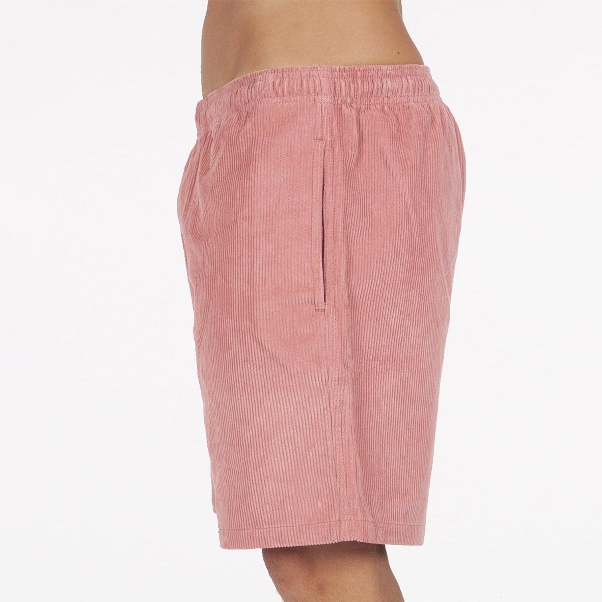 Short de surf vintage pour homme, idéal pour les vacances.