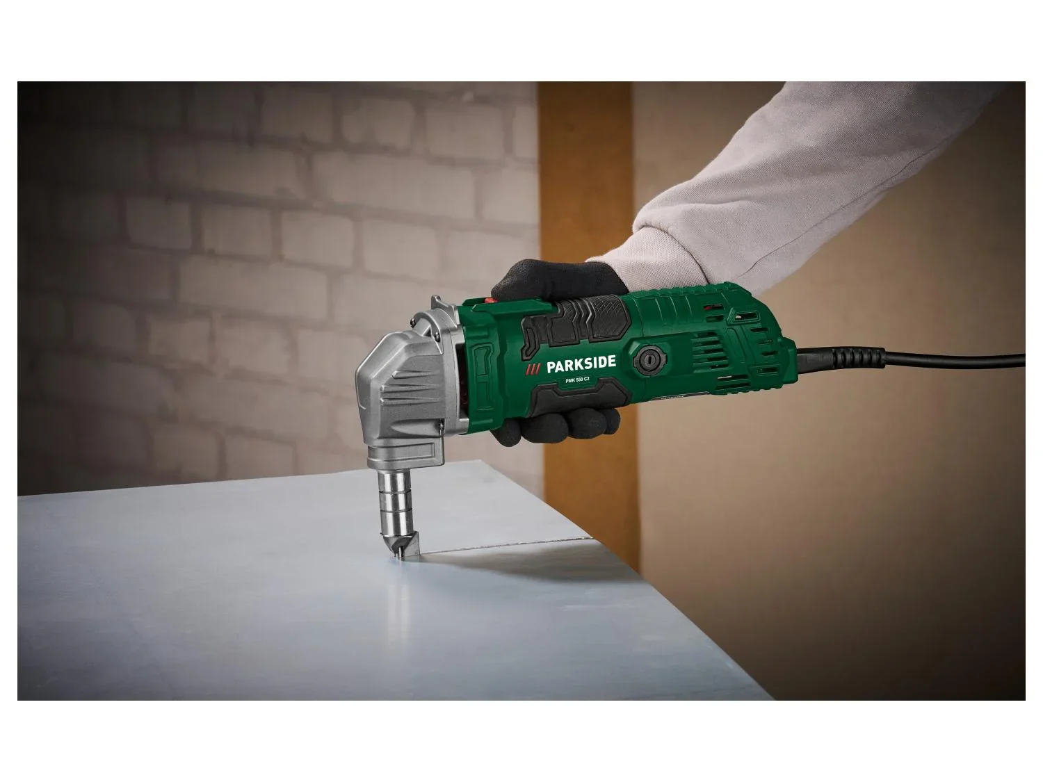PARKSIDE Grignoteuse PMK 550 C2