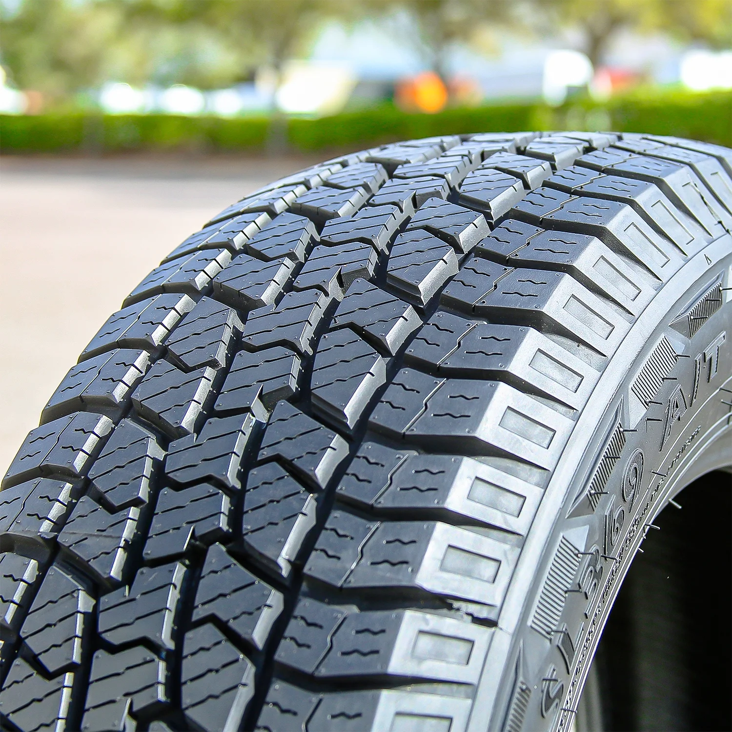 Westlake SL369 235/75R16 112S All-Terrain A/T High Performance Truck Tires 24761002 / 235/75/16 / 2357516