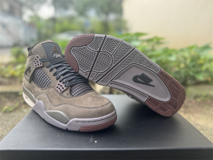 A Ma Maniére × Jordan Air Jordan 4 Retro SP 