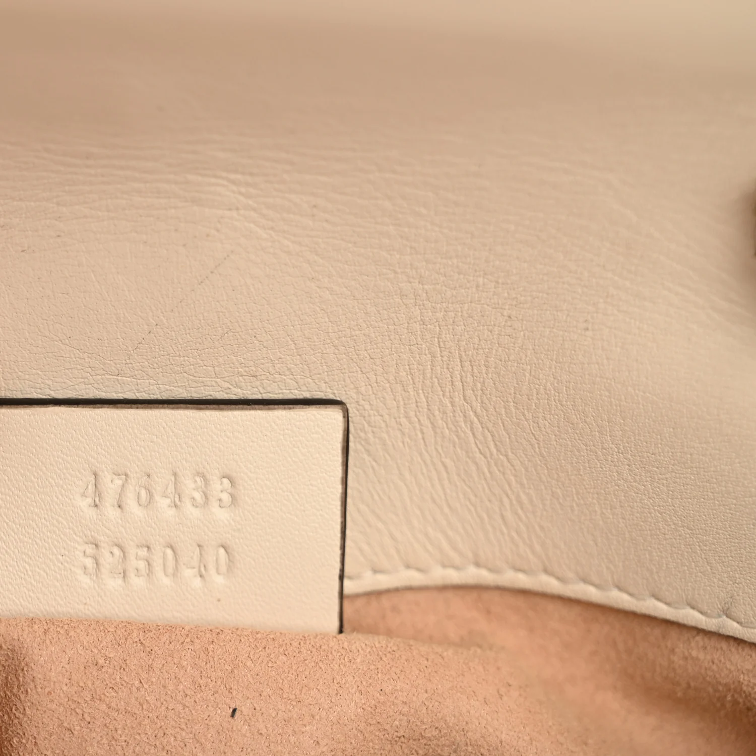 Calfskin Matelasse Super Mini GG Marmont Shoulder Bag White