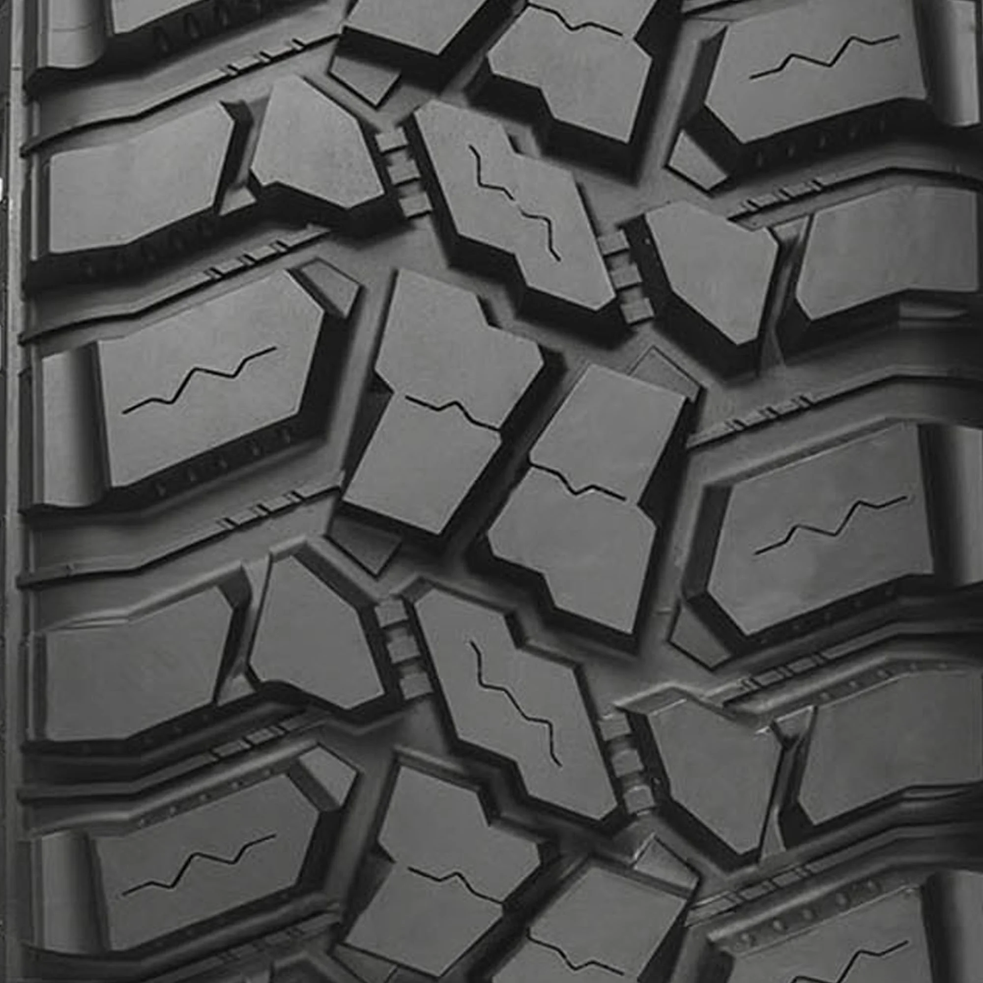 Cooper Discoverer STT Pro Mud-Terrain LT285/70R17 121/118Q E Light Truck Tire
