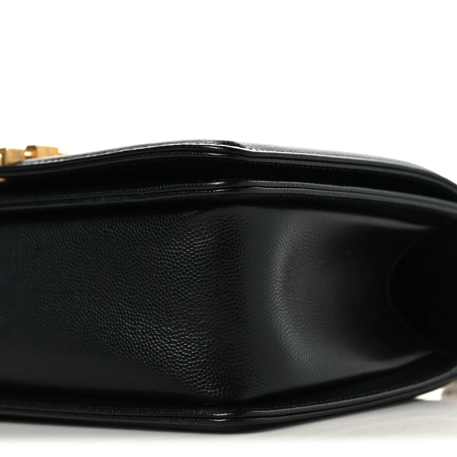 Caviar Quilted Medium Boy Flap Black
