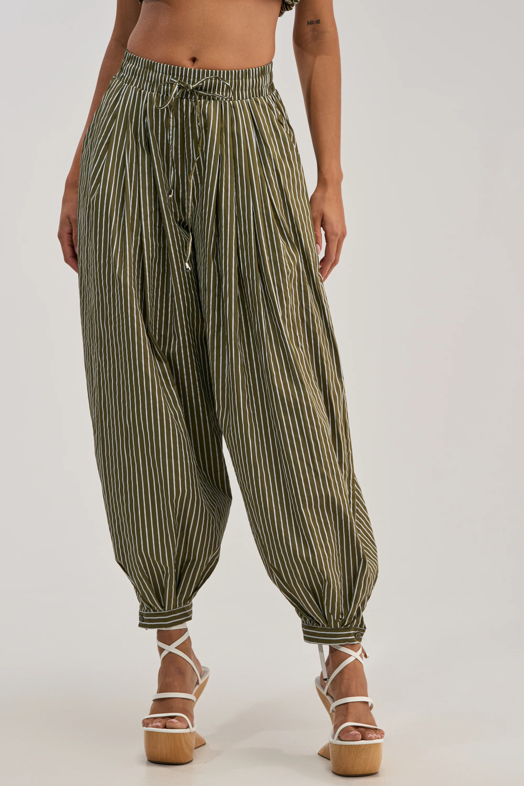 COULD BE DIFF BALLOON PANT - Akira Store
