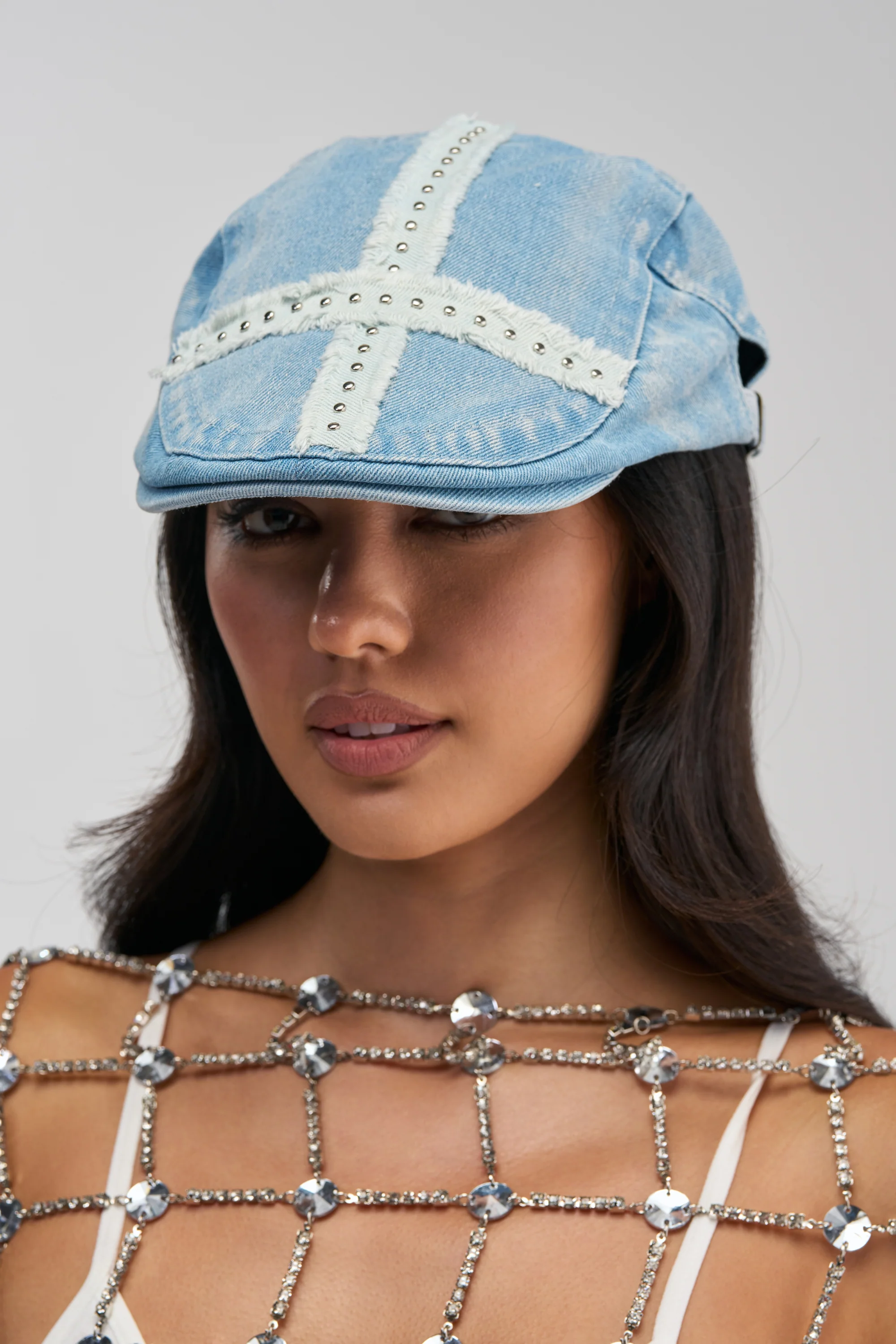 CROSS MY HEART DENIM HAT - Akira Store