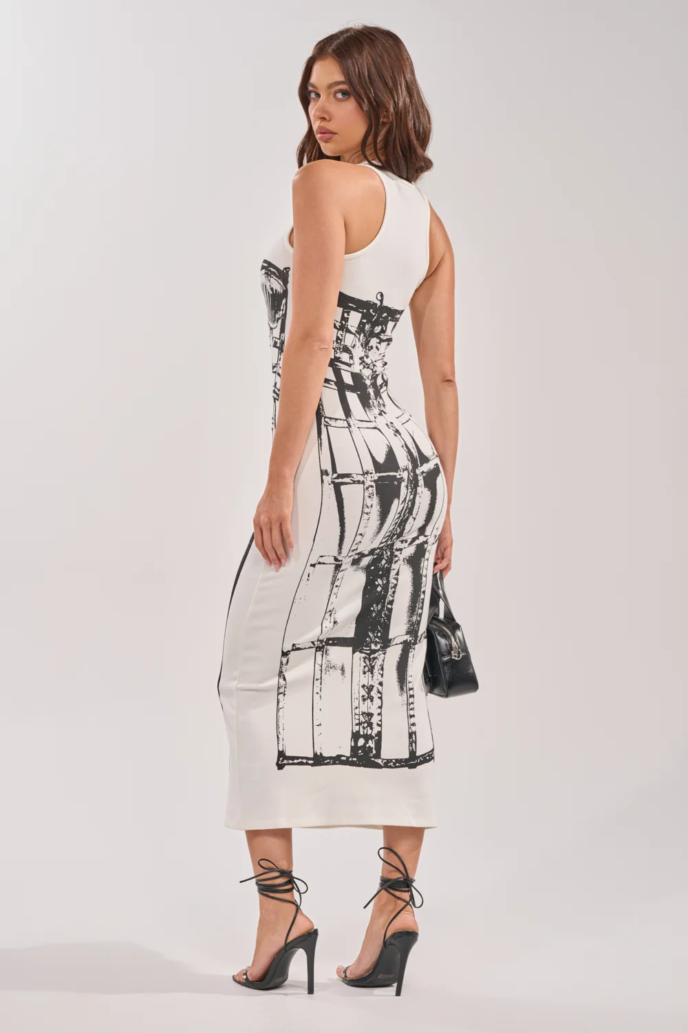 BREAK FREE PRINTED MIDI DRESS - Akira Store