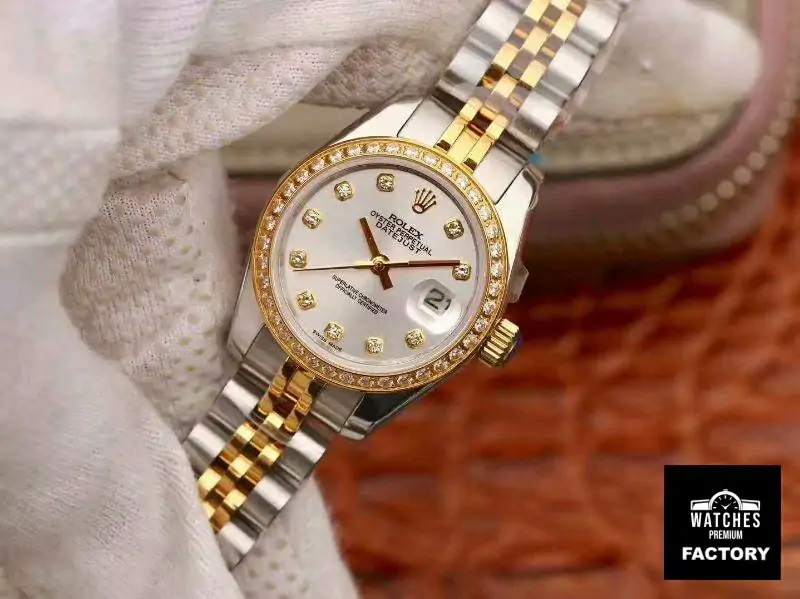 Rolex Lady Datejust 18K Yellow Gold 28MM Silver Dial