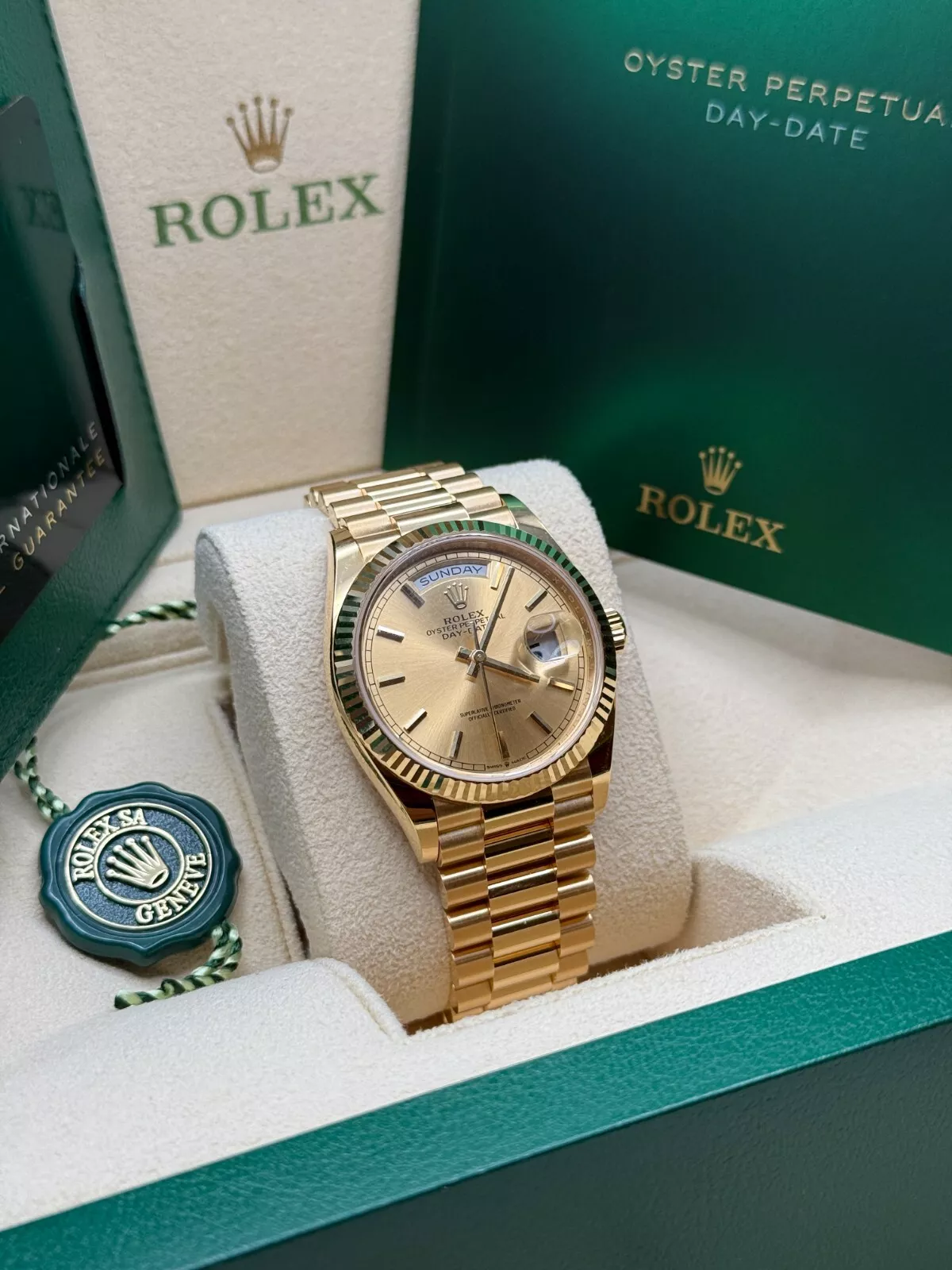[Super Clone]RLX  Day-Date 36mm 128238-0045 Champagne Dial Yellow Gold President Bracelet Watch