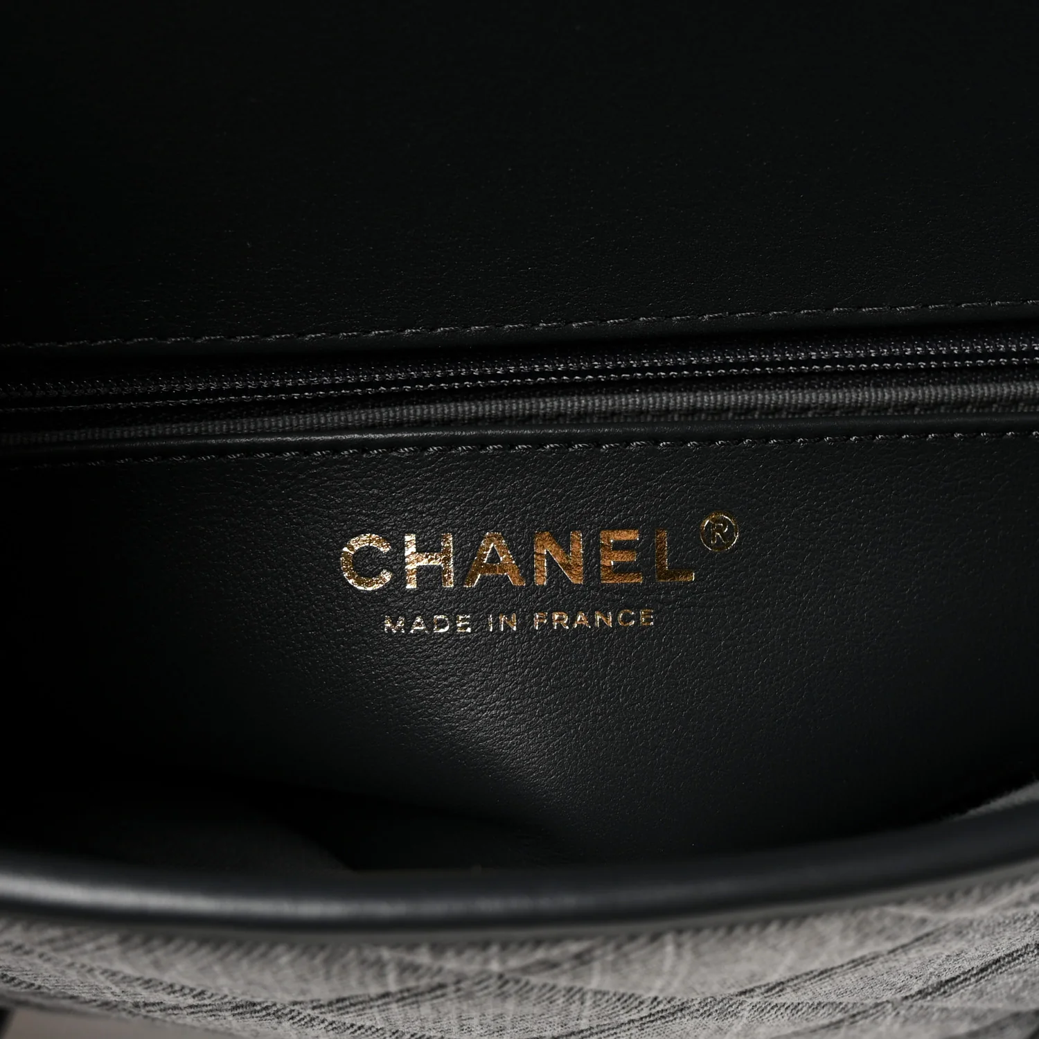 Washed Denim Quilted Messenger Flap Black