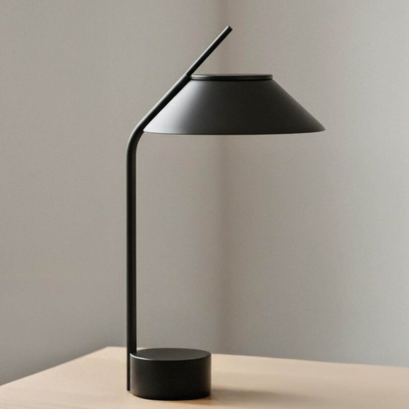 Nordic Vinkel LED-lampe bærbar svart