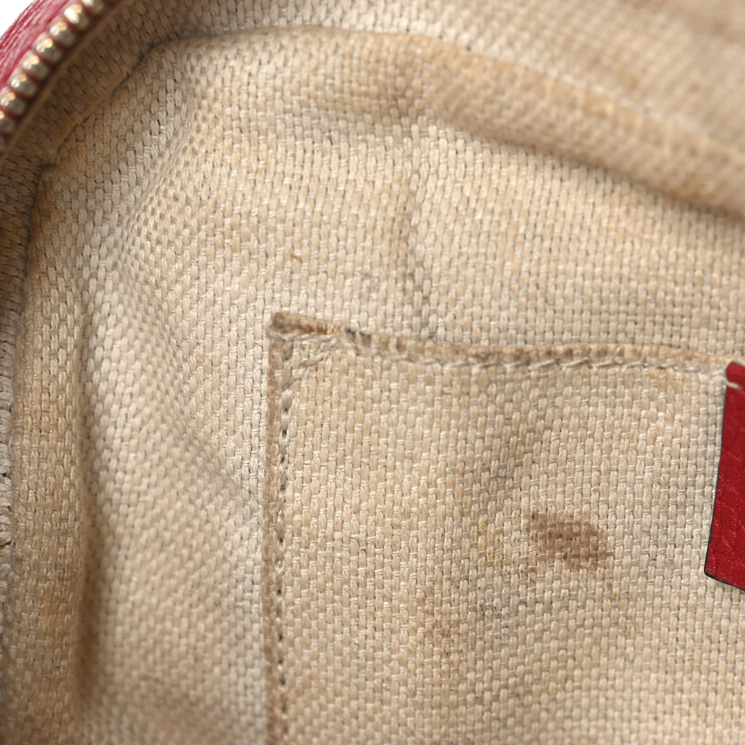 Pebbled Calfskin Small Soho Disco Bag Vibrant Red